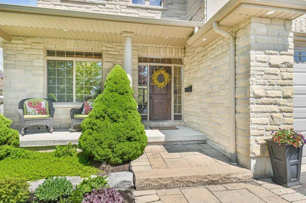 Photo 5 of 4 Meagher Place, Belleville, Belleville Ward — HOMEH