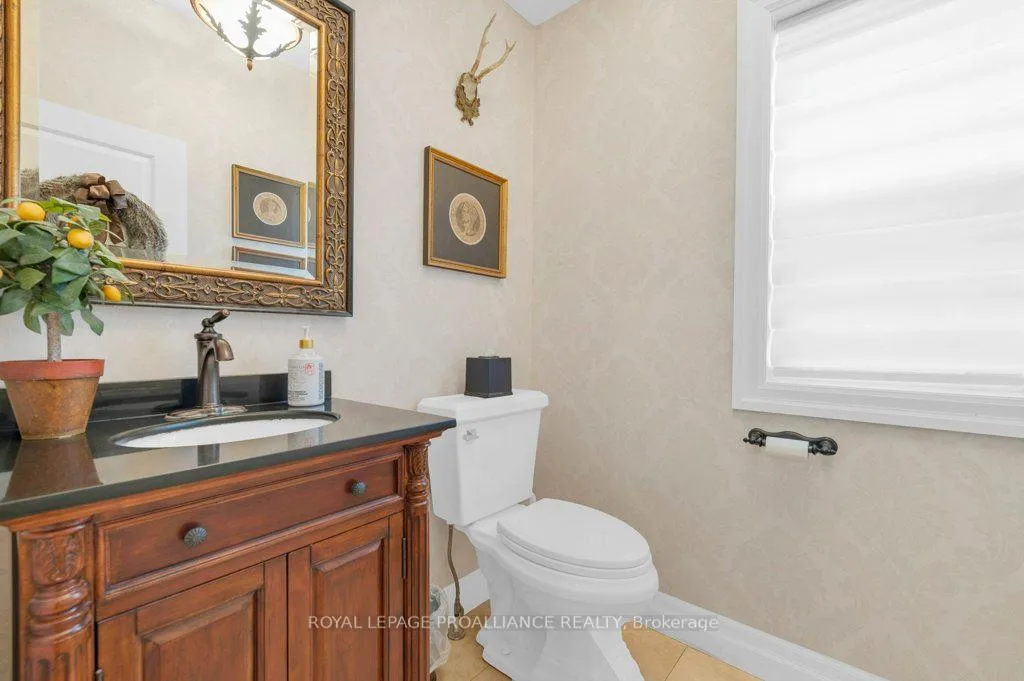 Photo 20 of 4 Meagher Place, Belleville, Belleville Ward — HOMEH