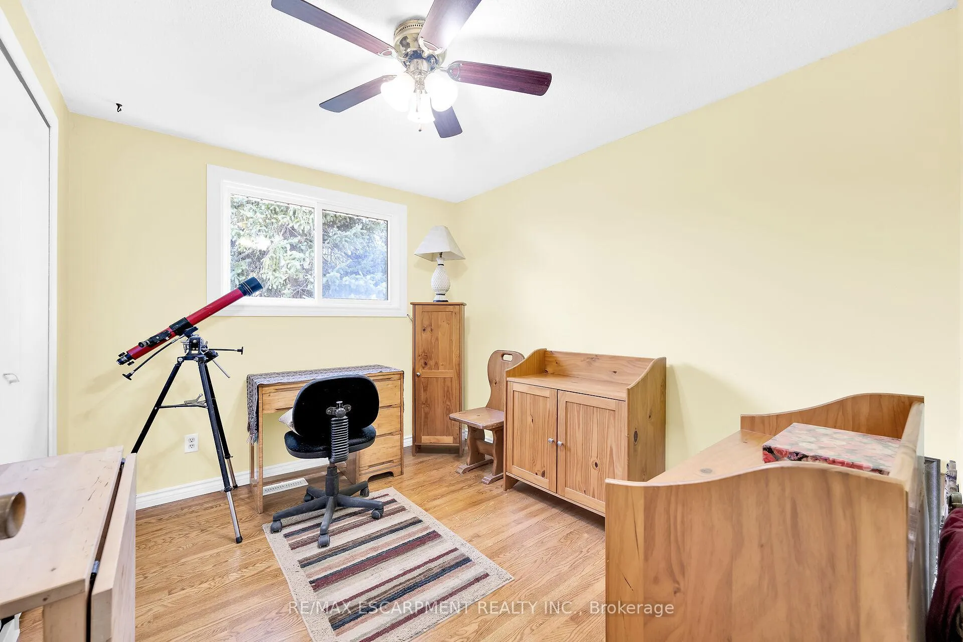 Photo 9 of 2 Par Place, Hamilton, Gershome — HOMEH