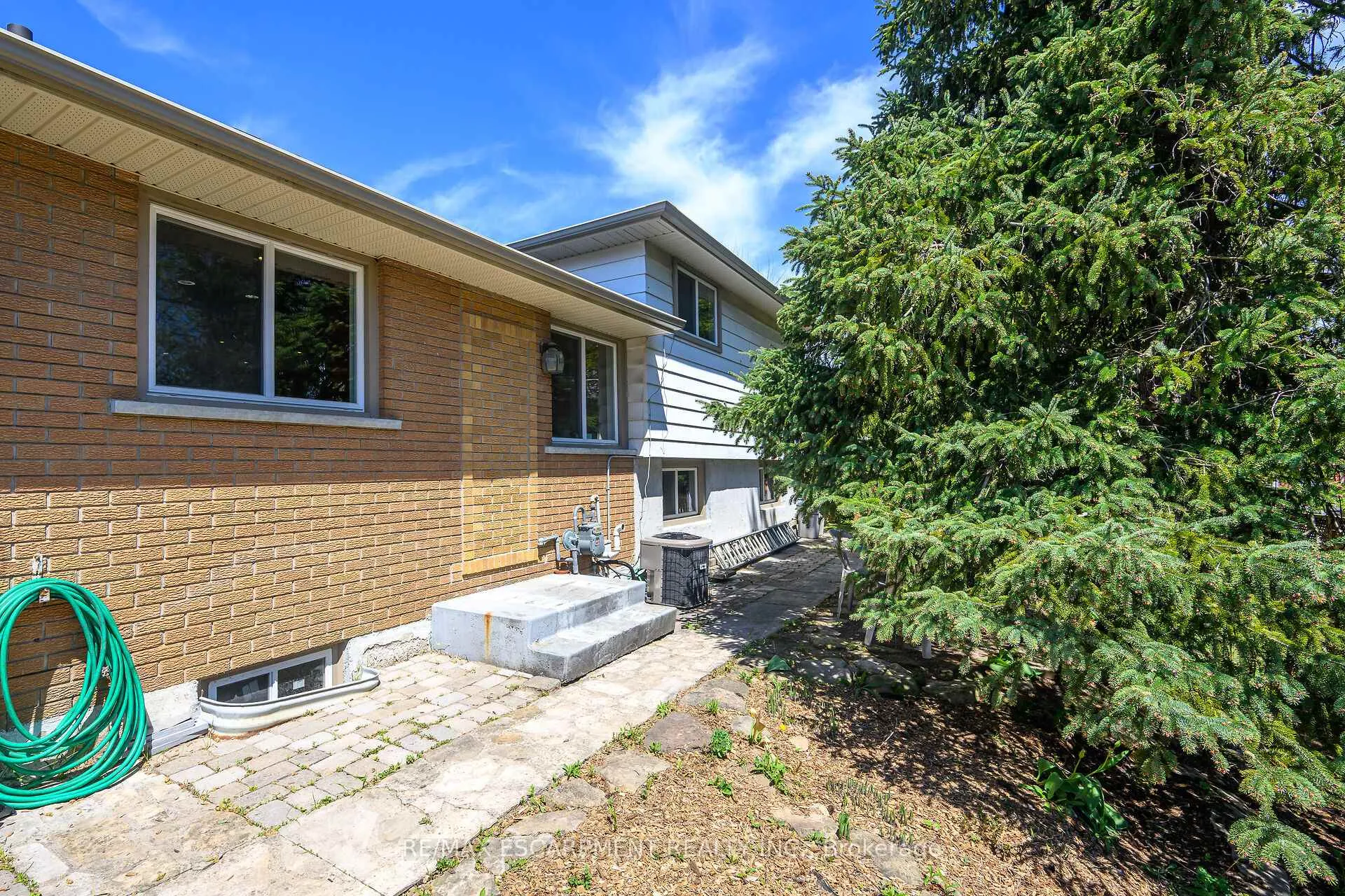 Photo 23 of 2 Par Place, Hamilton, Gershome — HOMEH