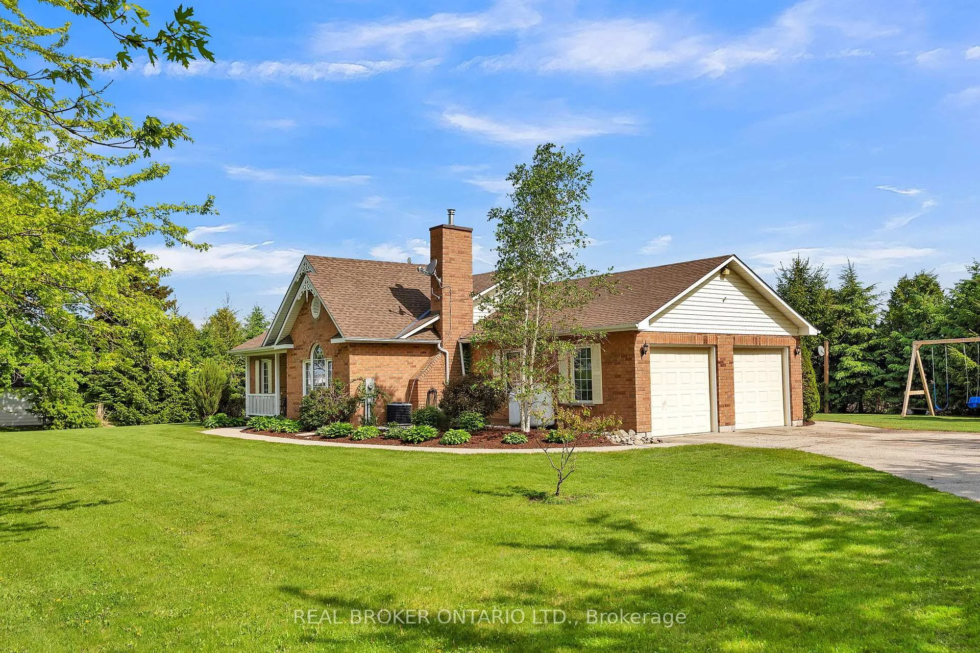 Photo 2 of 7635 Wellington Road 7, Mapleton, Rural Mapleton — HOMEH