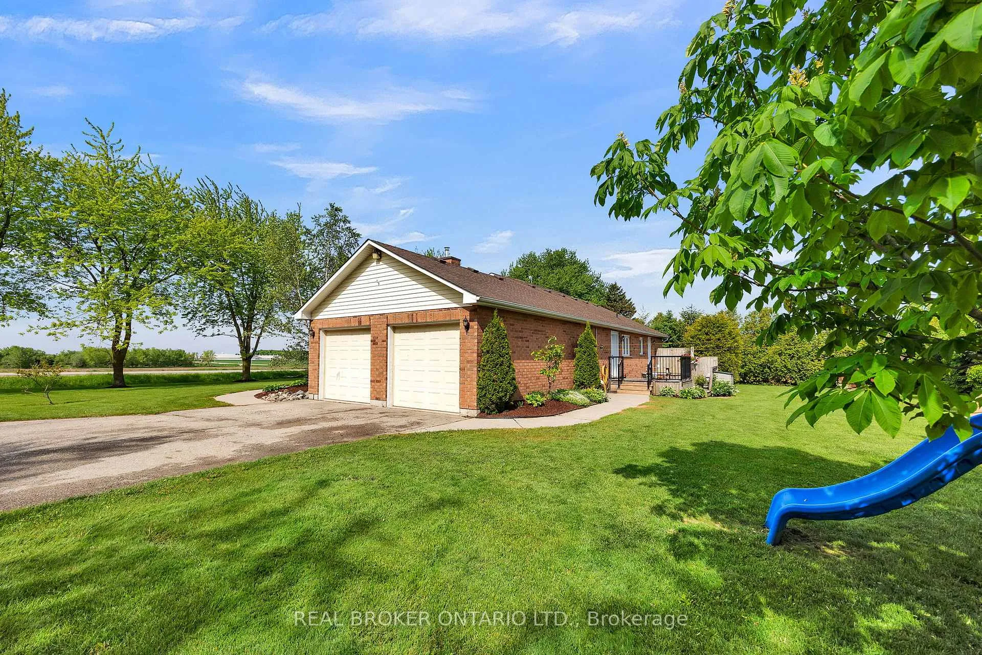 Photo 35 of 7635 Wellington Road 7, Mapleton, Rural Mapleton — HOMEH