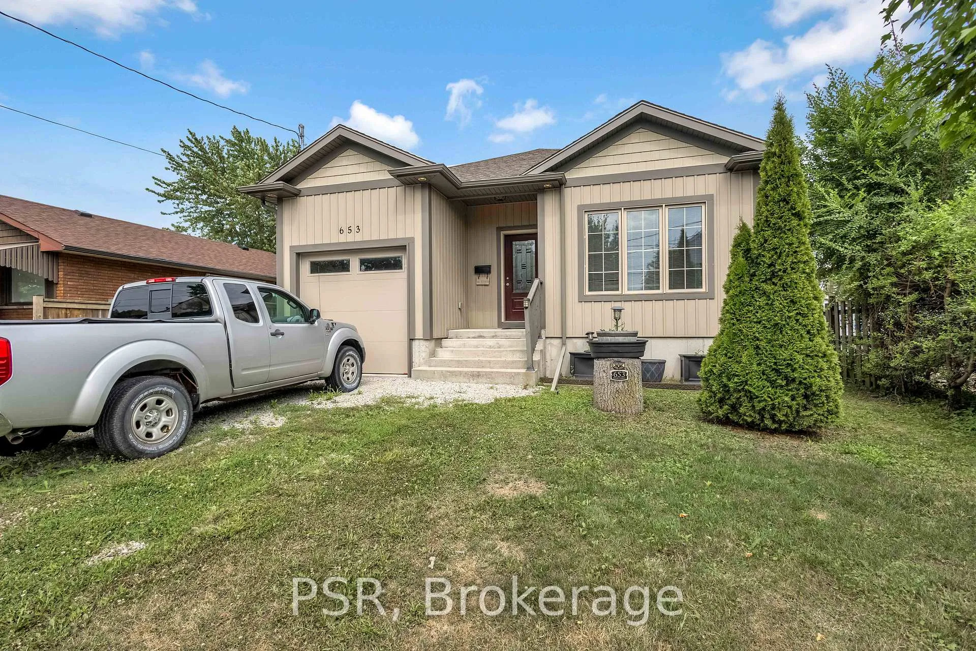 Photo 37 of 653 Deere Street, Welland, Lincoln/Crowland — HOMEH