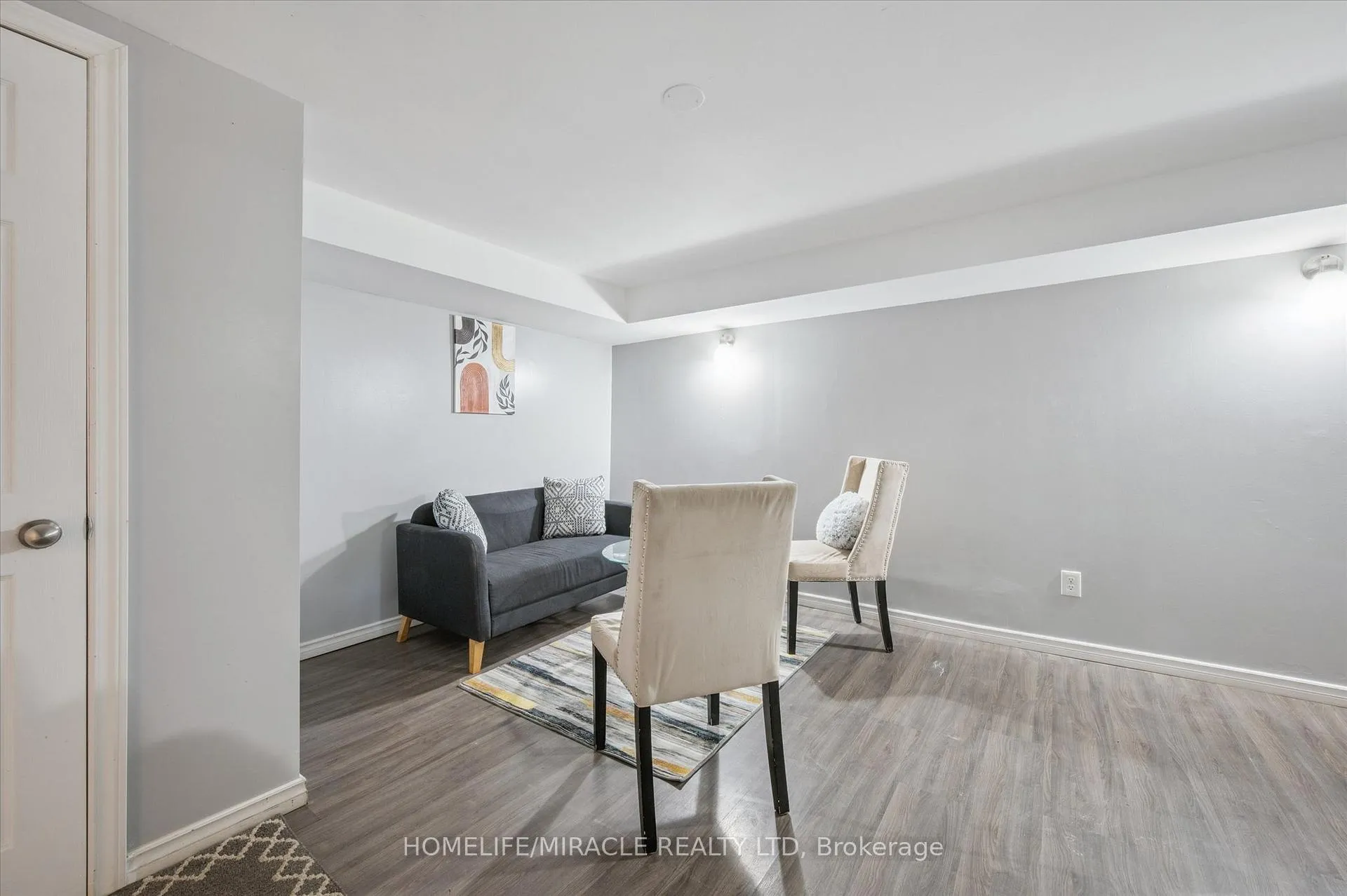 Photo 20 of 187 A Cedarvale Crescent, Waterloo — HOMEH