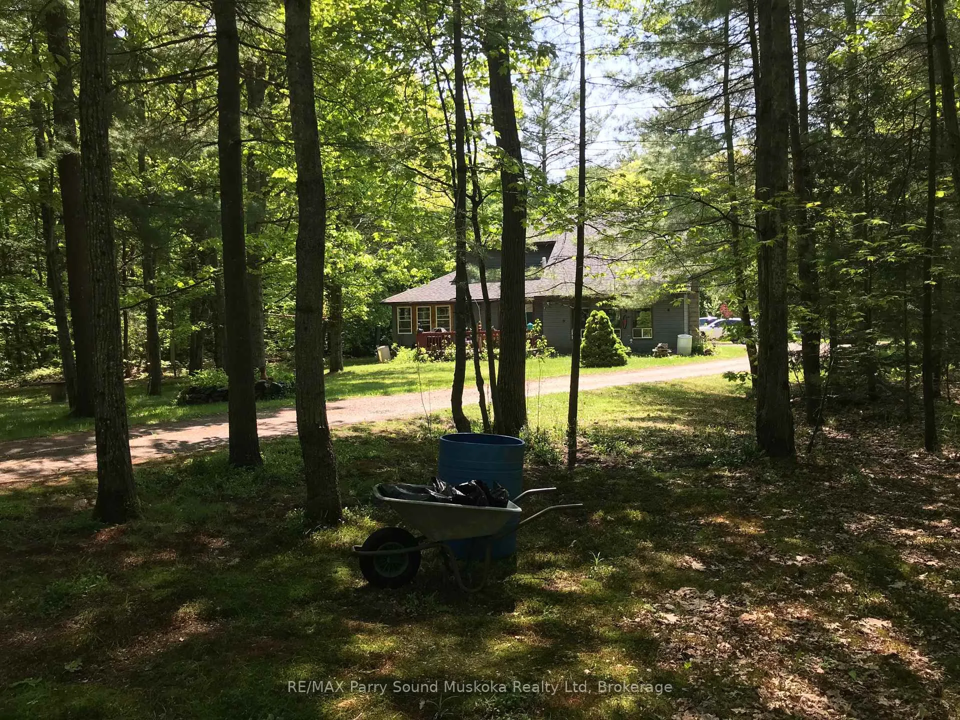Photo 2 of 36 Windfall Lake Road, Seguin — HOMEH