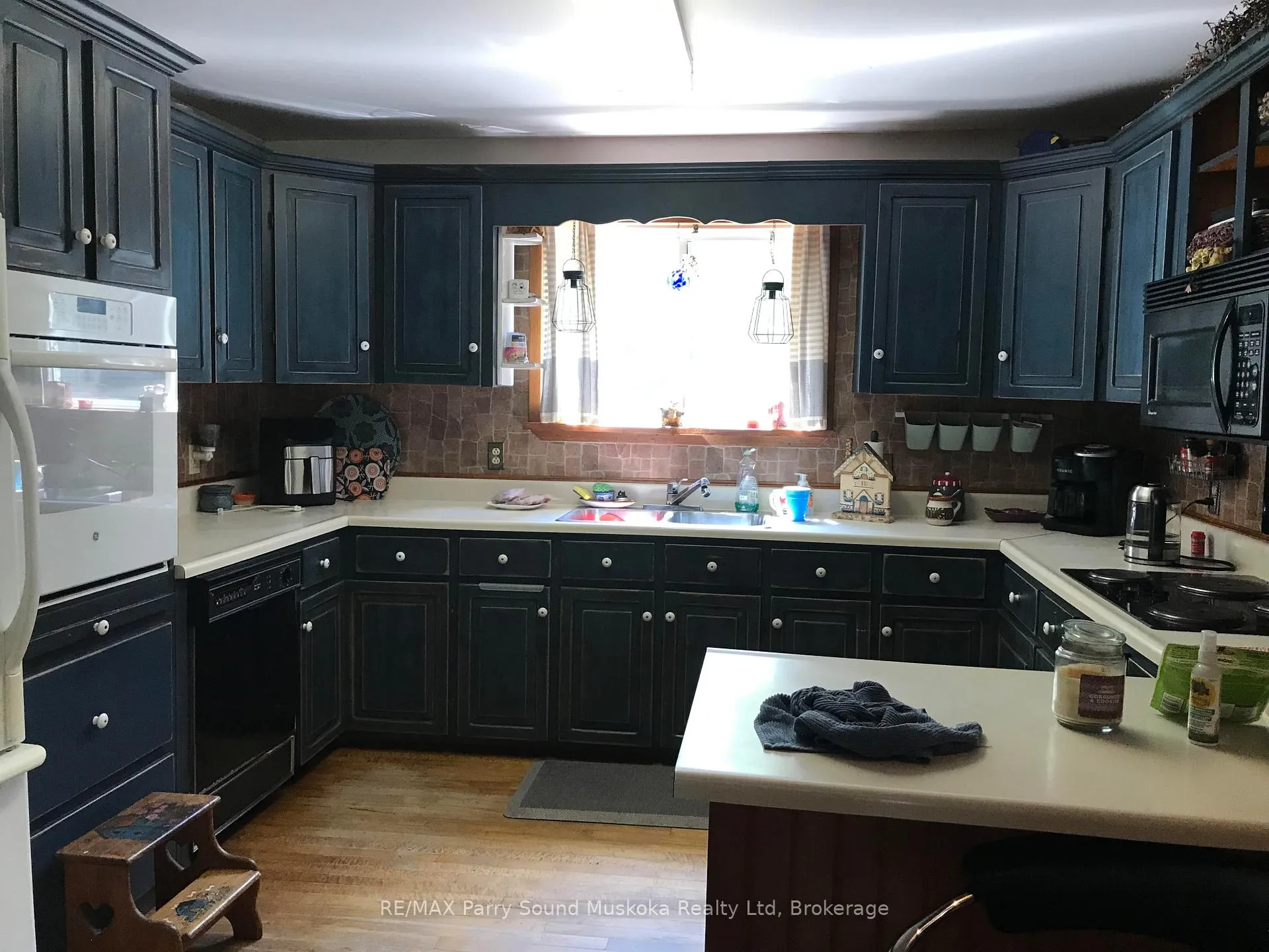Photo 9 of 36 Windfall Lake Road, Seguin — HOMEH