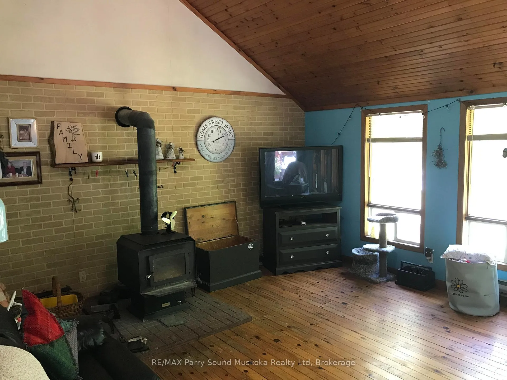Photo 11 of 36 Windfall Lake Road, Seguin — HOMEH