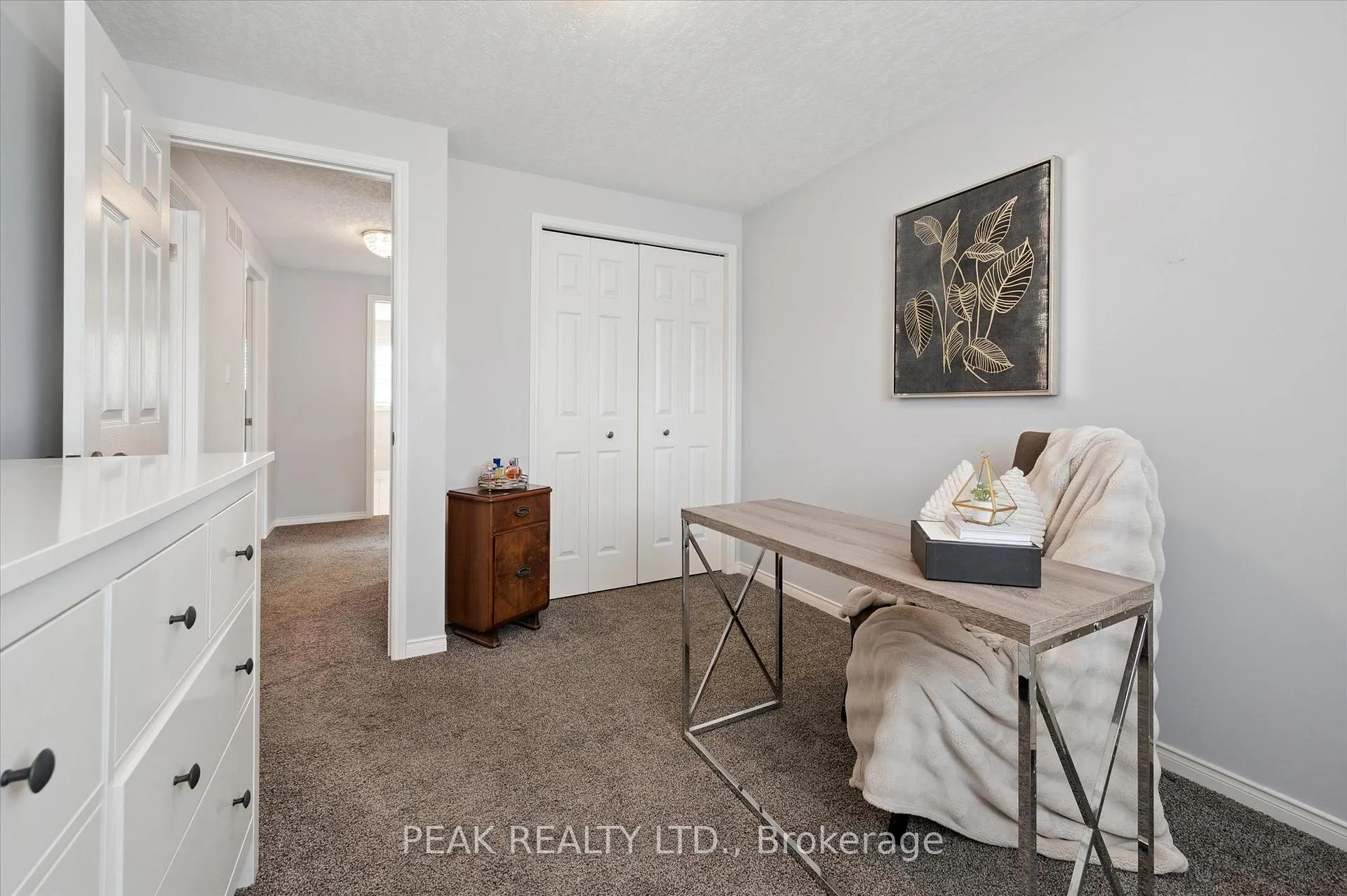 Photo 25 of 839 Fairway Crescent, Kitchener — HOMEH