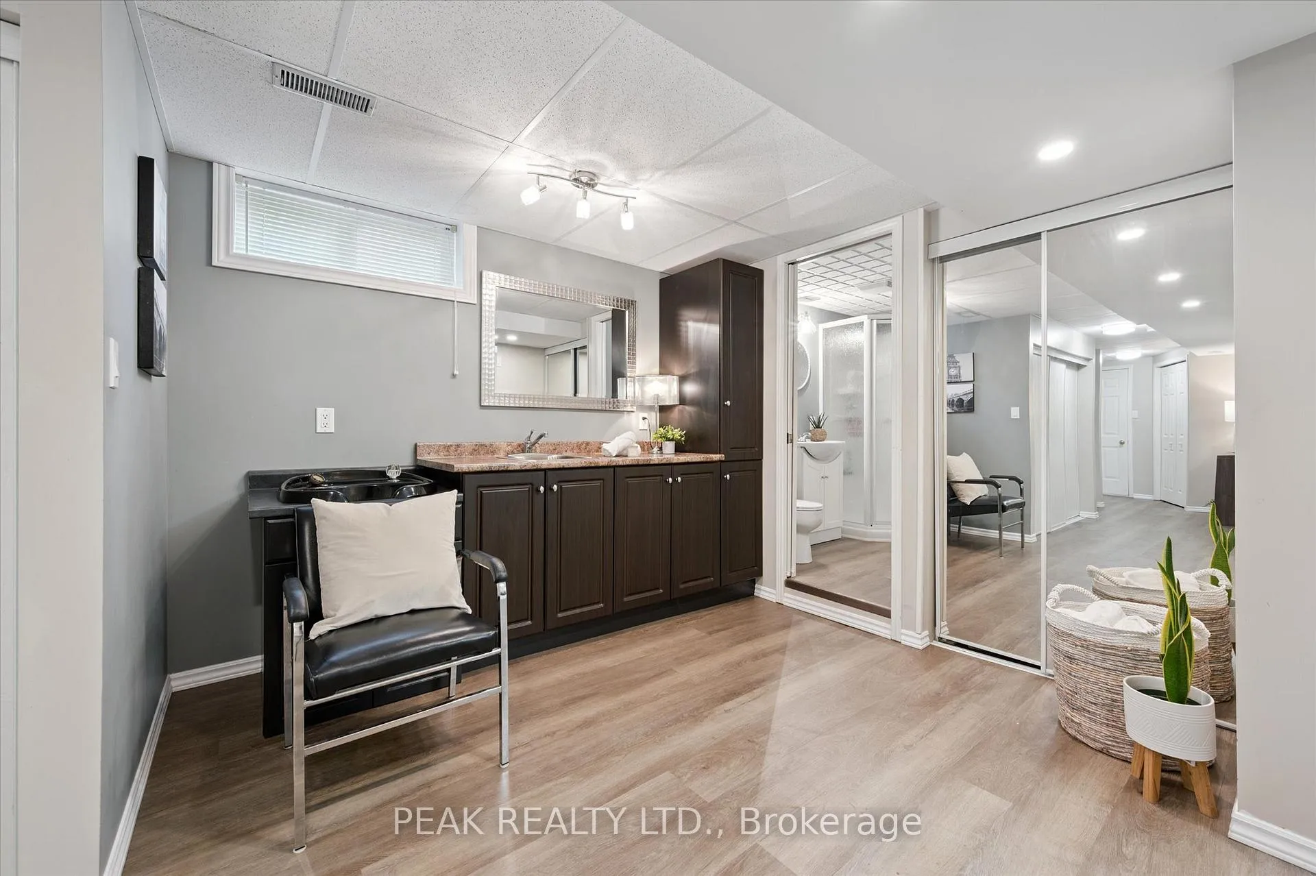 Photo 30 of 839 Fairway Crescent, Kitchener — HOMEH