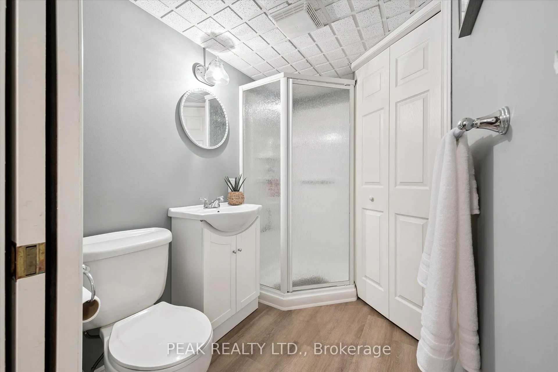 Photo 31 of 839 Fairway Crescent, Kitchener — HOMEH