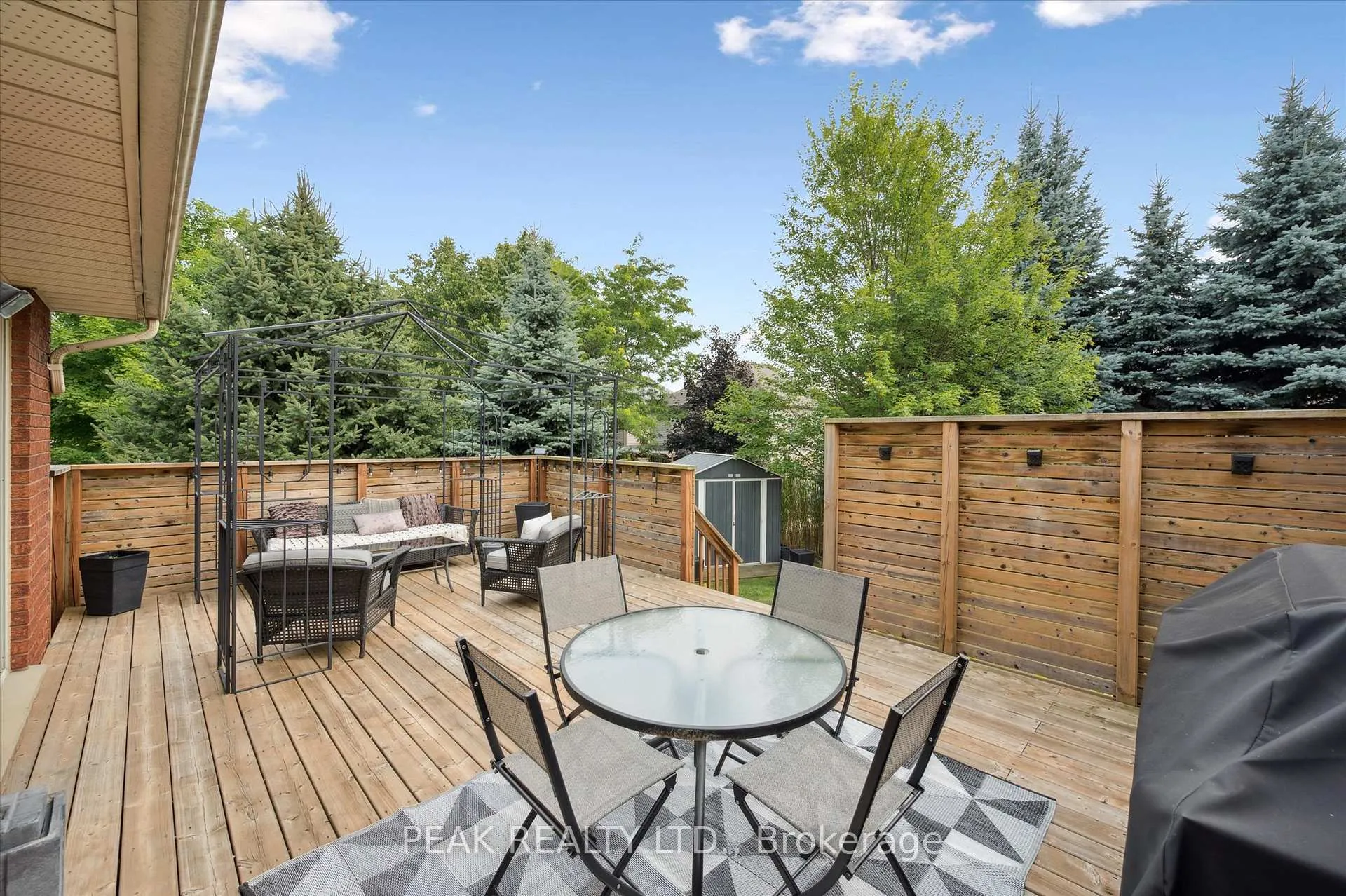 Photo 32 of 839 Fairway Crescent, Kitchener — HOMEH