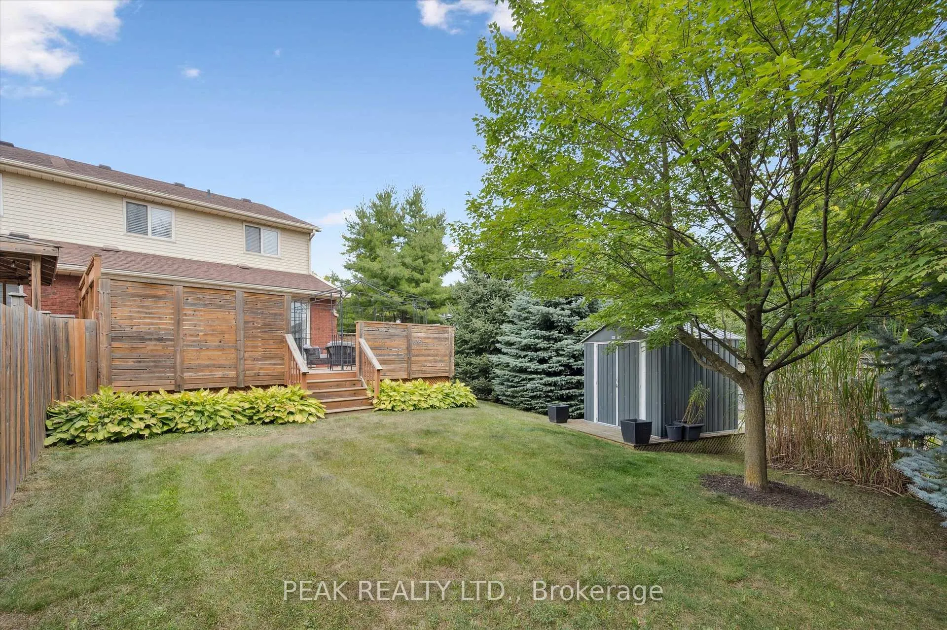 Photo 37 of 839 Fairway Crescent, Kitchener — HOMEH