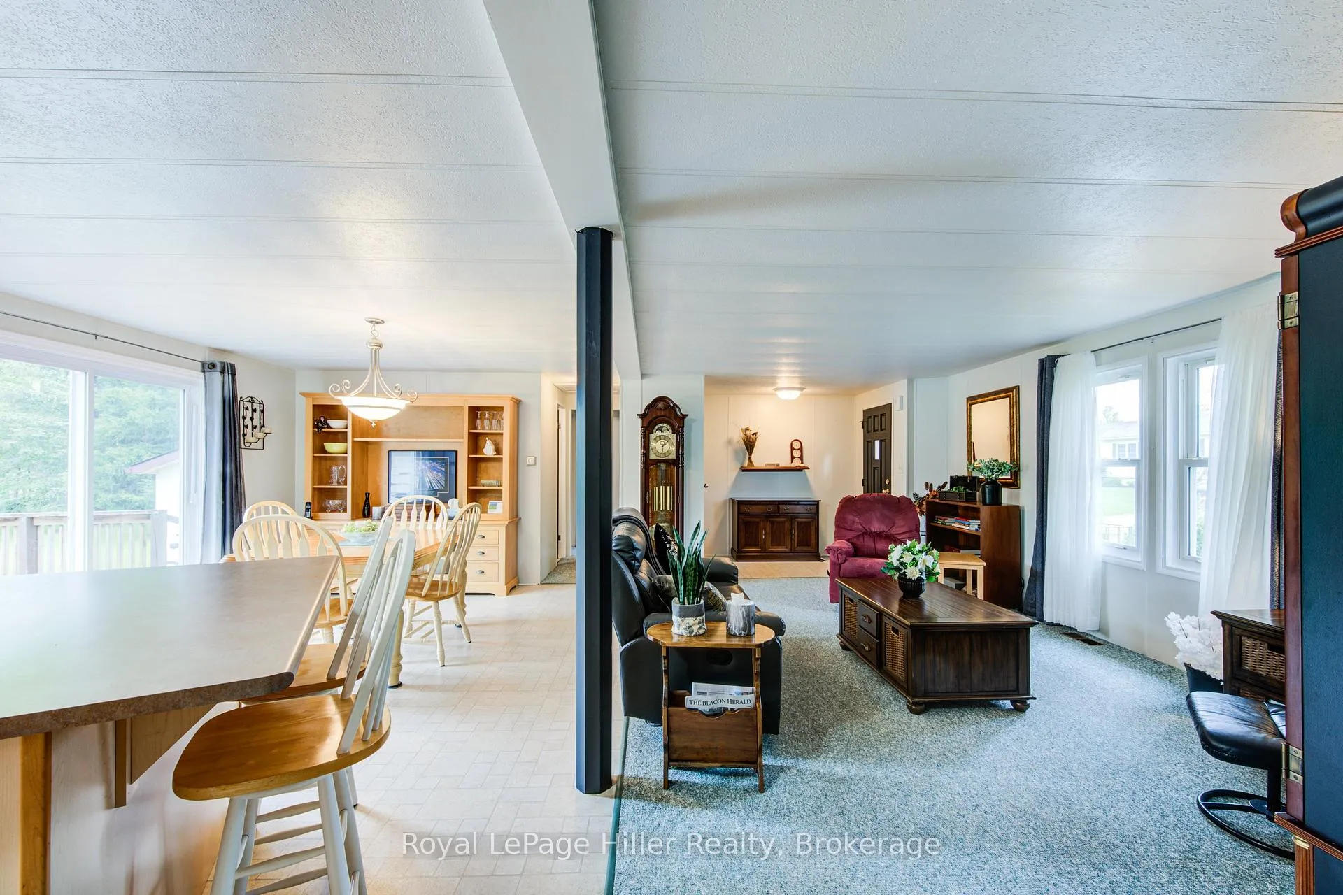 Photo 12 of 235 Hickory Lane, Perth East, Crystal Lake — HOMEH