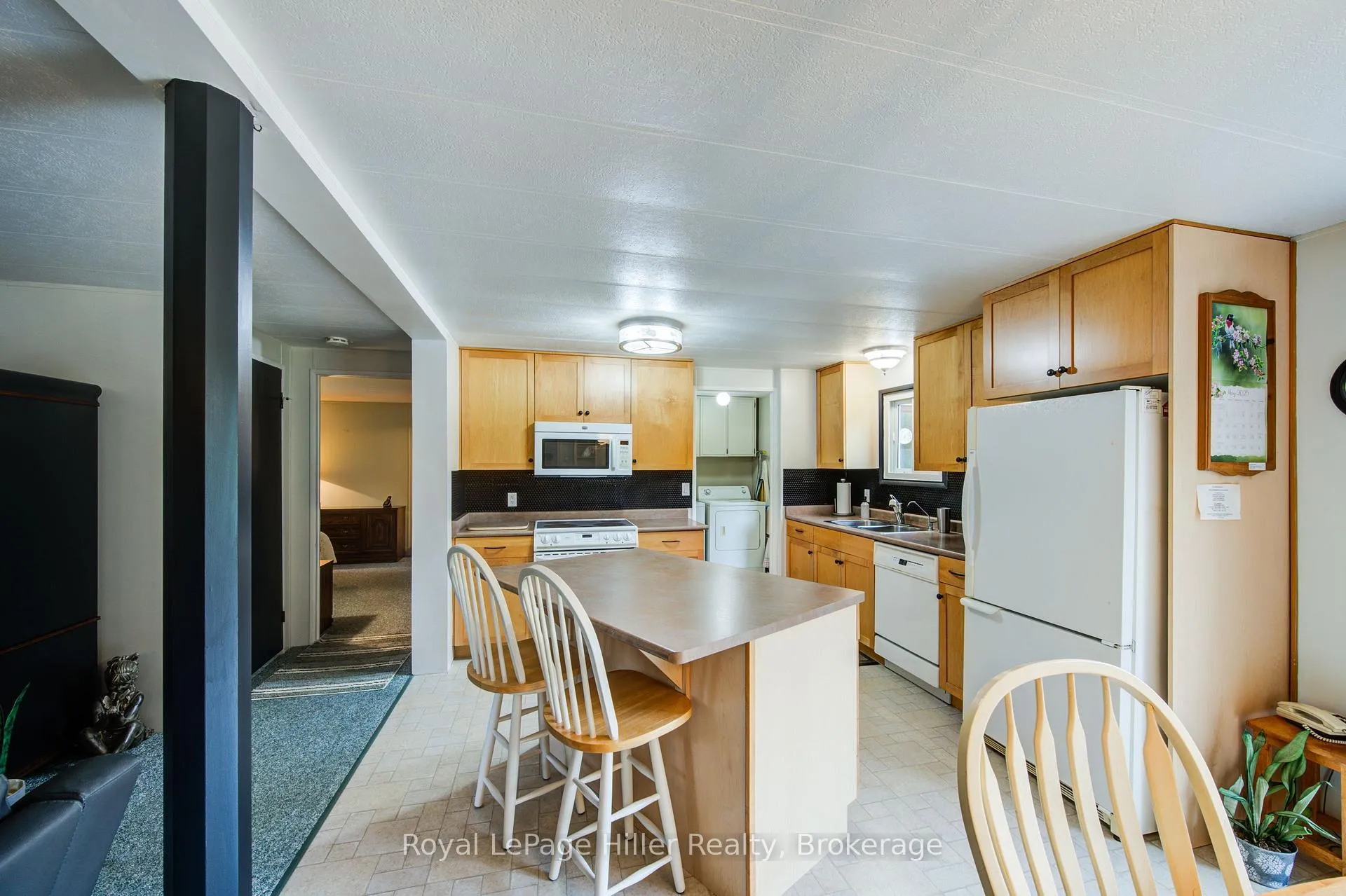 Photo 14 of 235 Hickory Lane, Perth East, Crystal Lake — HOMEH