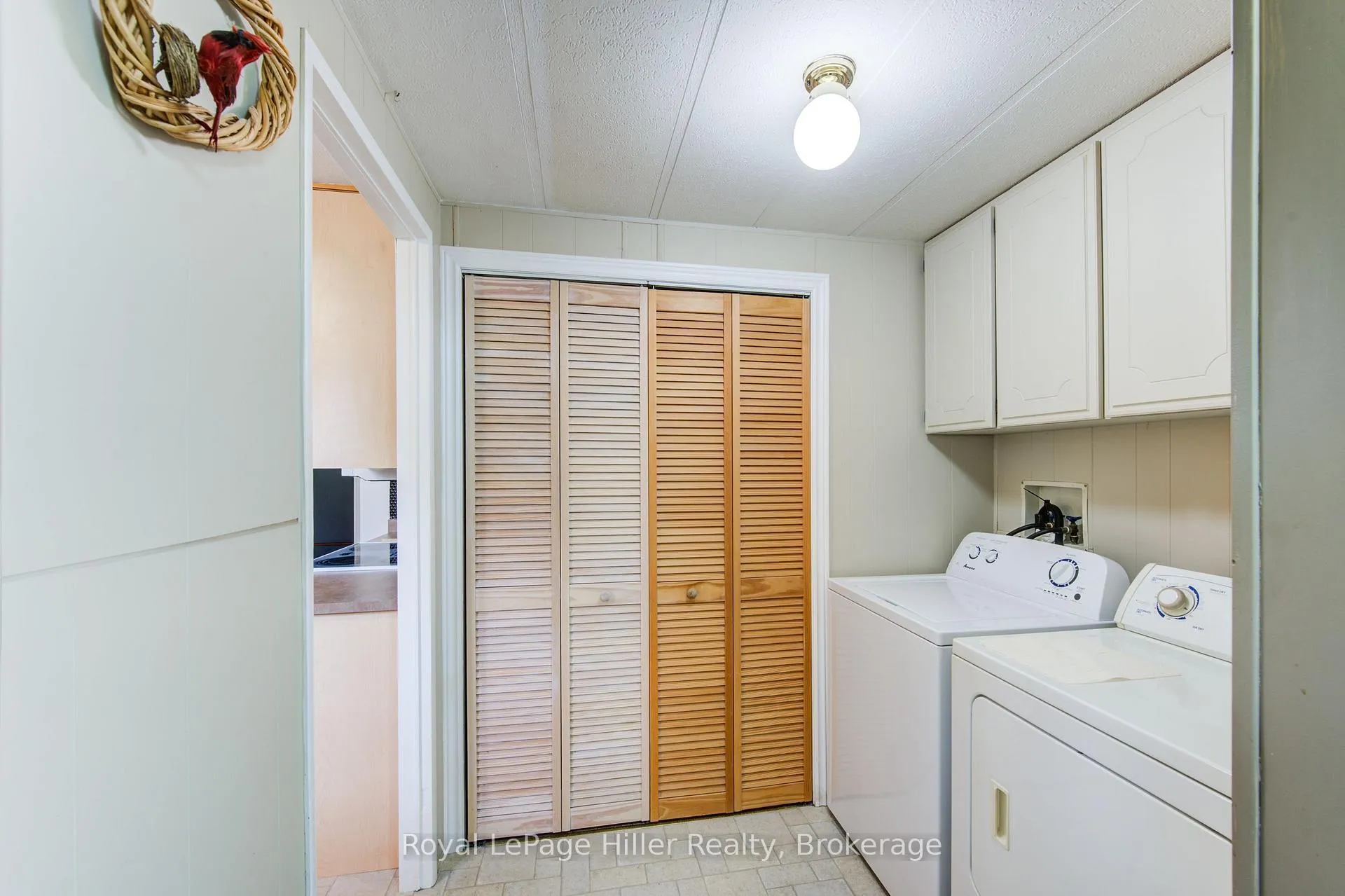 Photo 19 of 235 Hickory Lane, Perth East, Crystal Lake — HOMEH