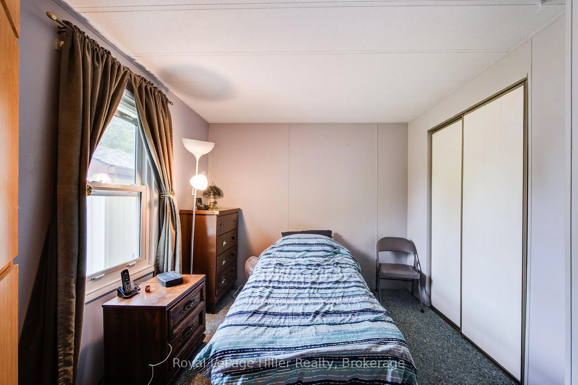 Photo 33 of 235 Hickory Lane, Perth East, Crystal Lake — HOMEH
