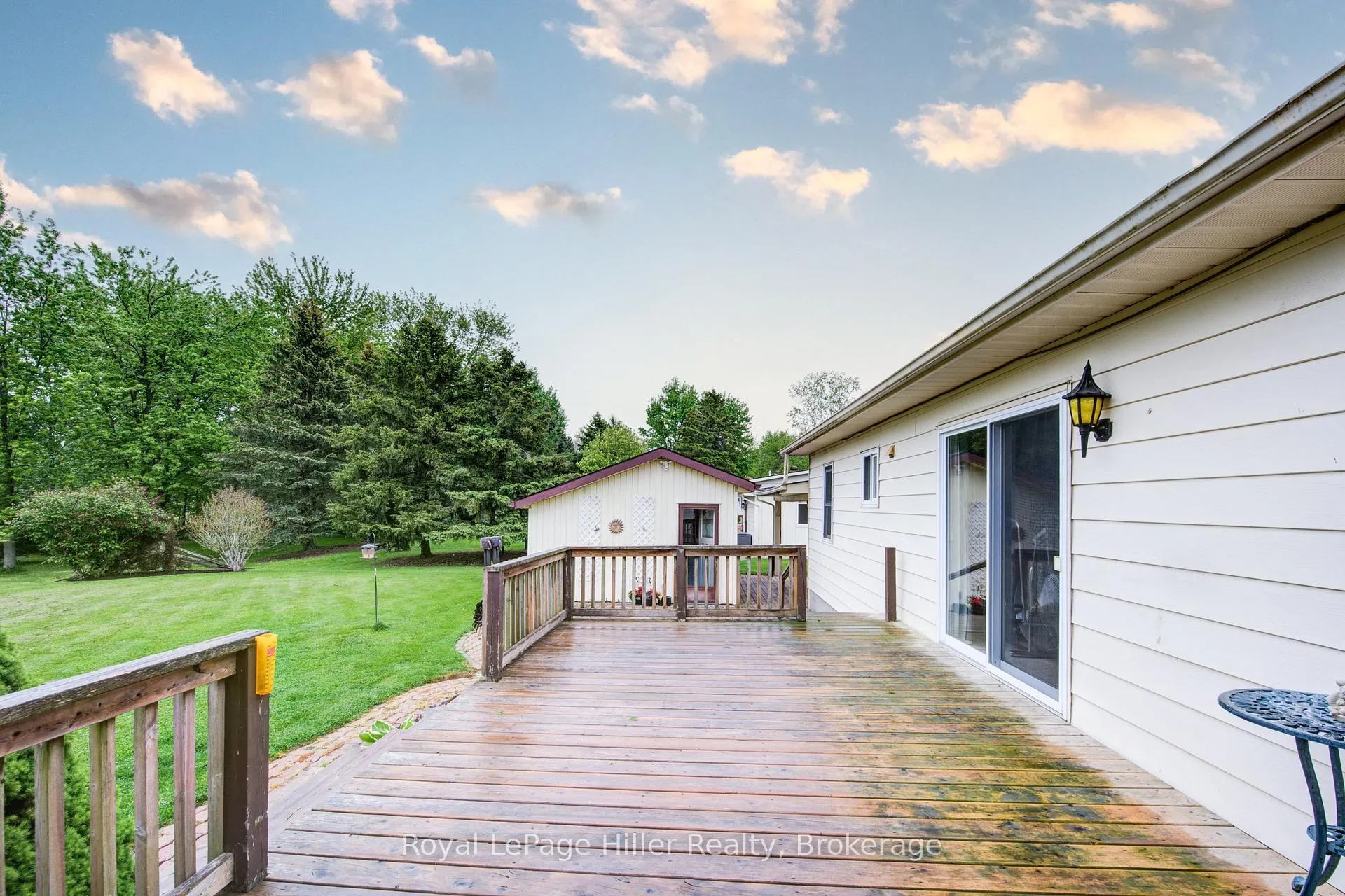 Photo 46 of 235 Hickory Lane, Perth East, Crystal Lake — HOMEH