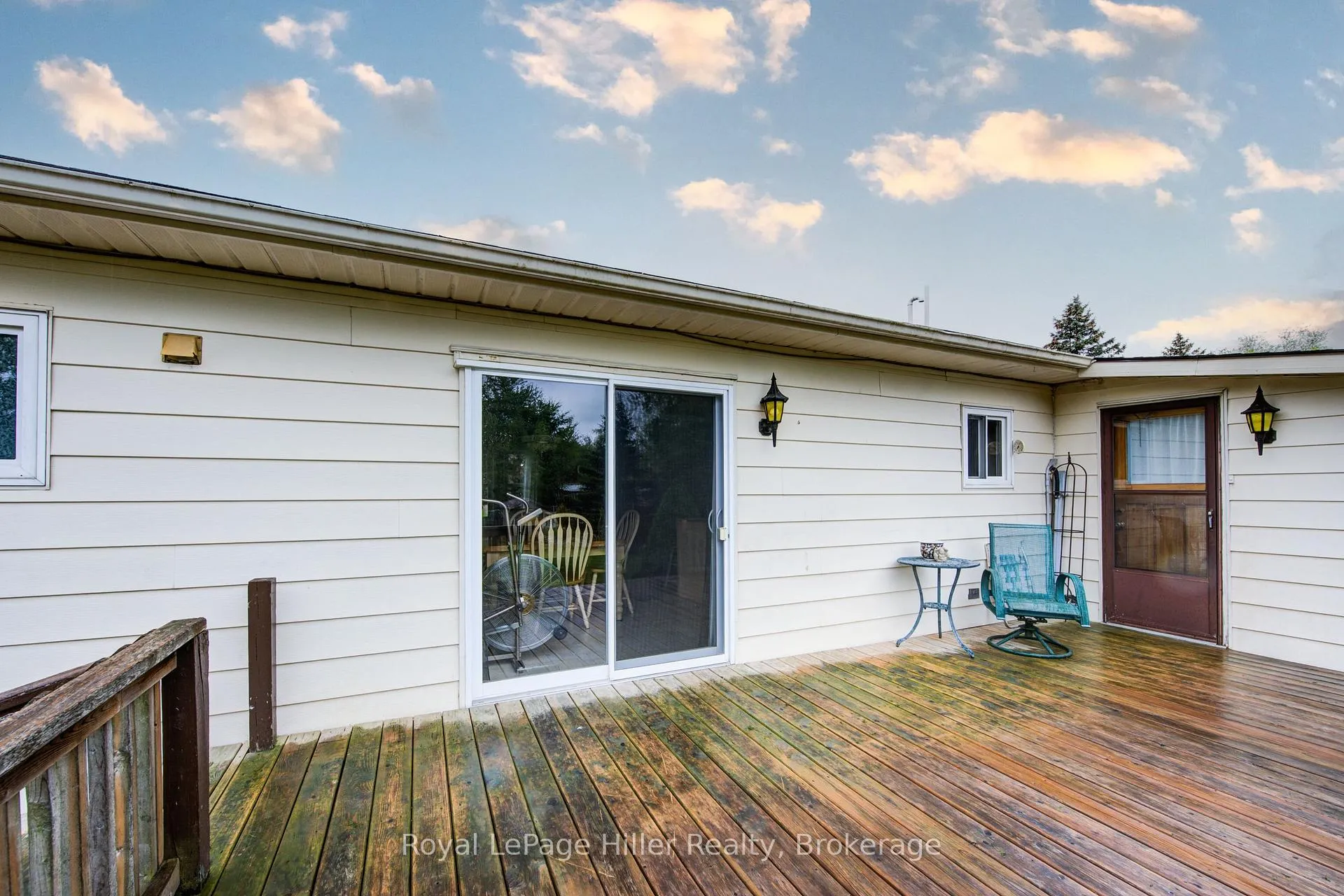 Photo 48 of 235 Hickory Lane, Perth East, Crystal Lake — HOMEH
