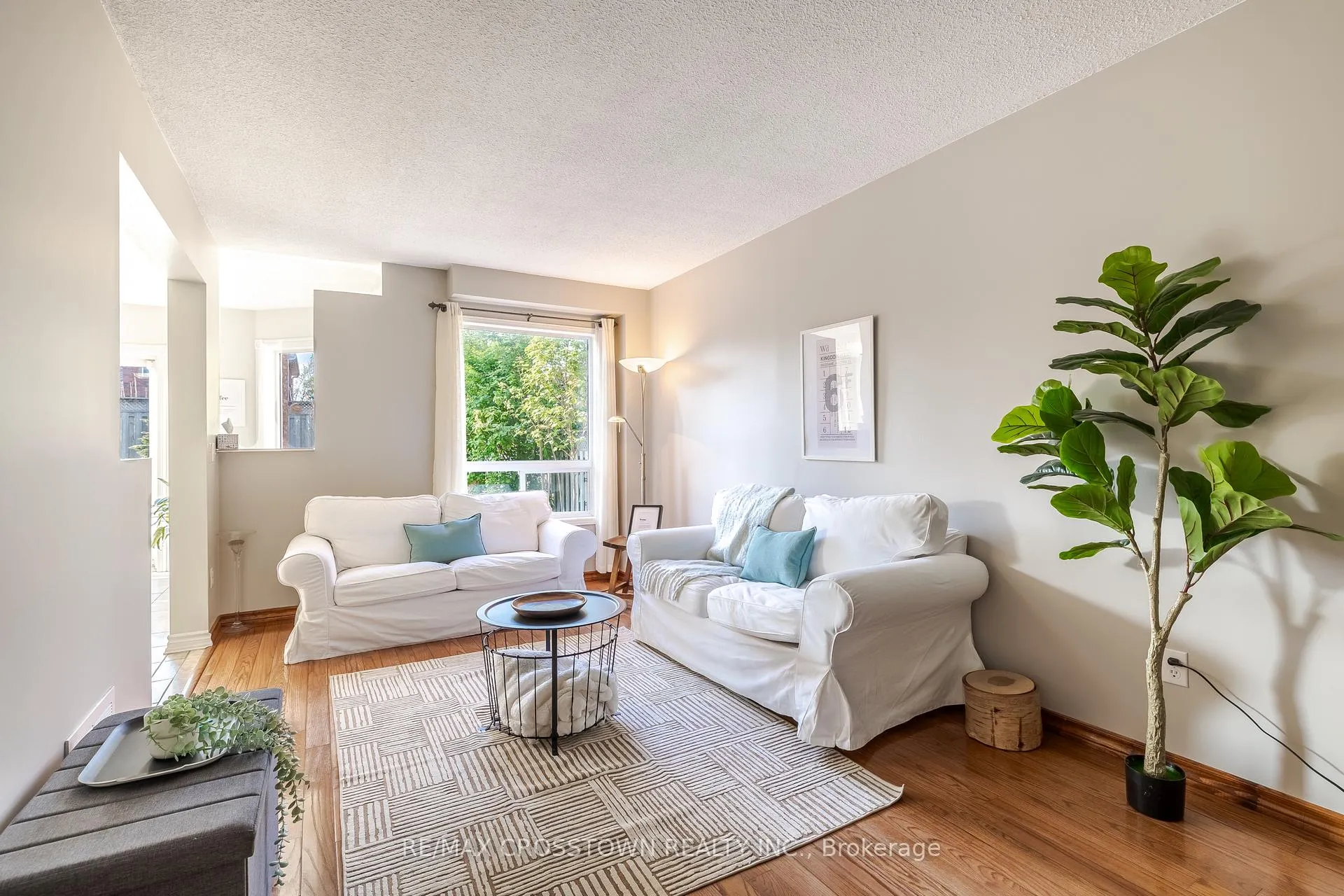Photo 14 of 10 Wice Road, Barrie, Holly — HOMEH