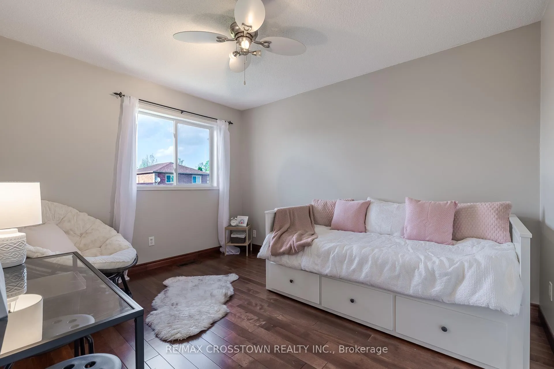 Photo 27 of 10 Wice Road, Barrie, Holly — HOMEH
