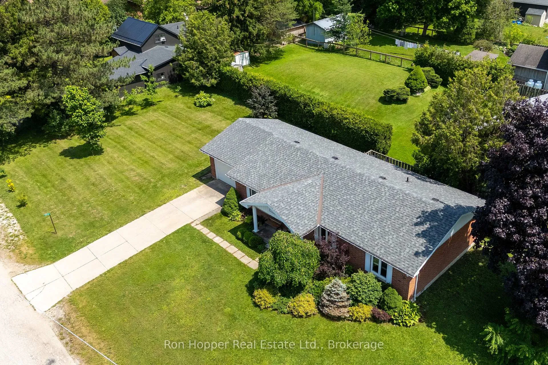 Photo 7 of 103 Queen Street, Meaford — HOMEH