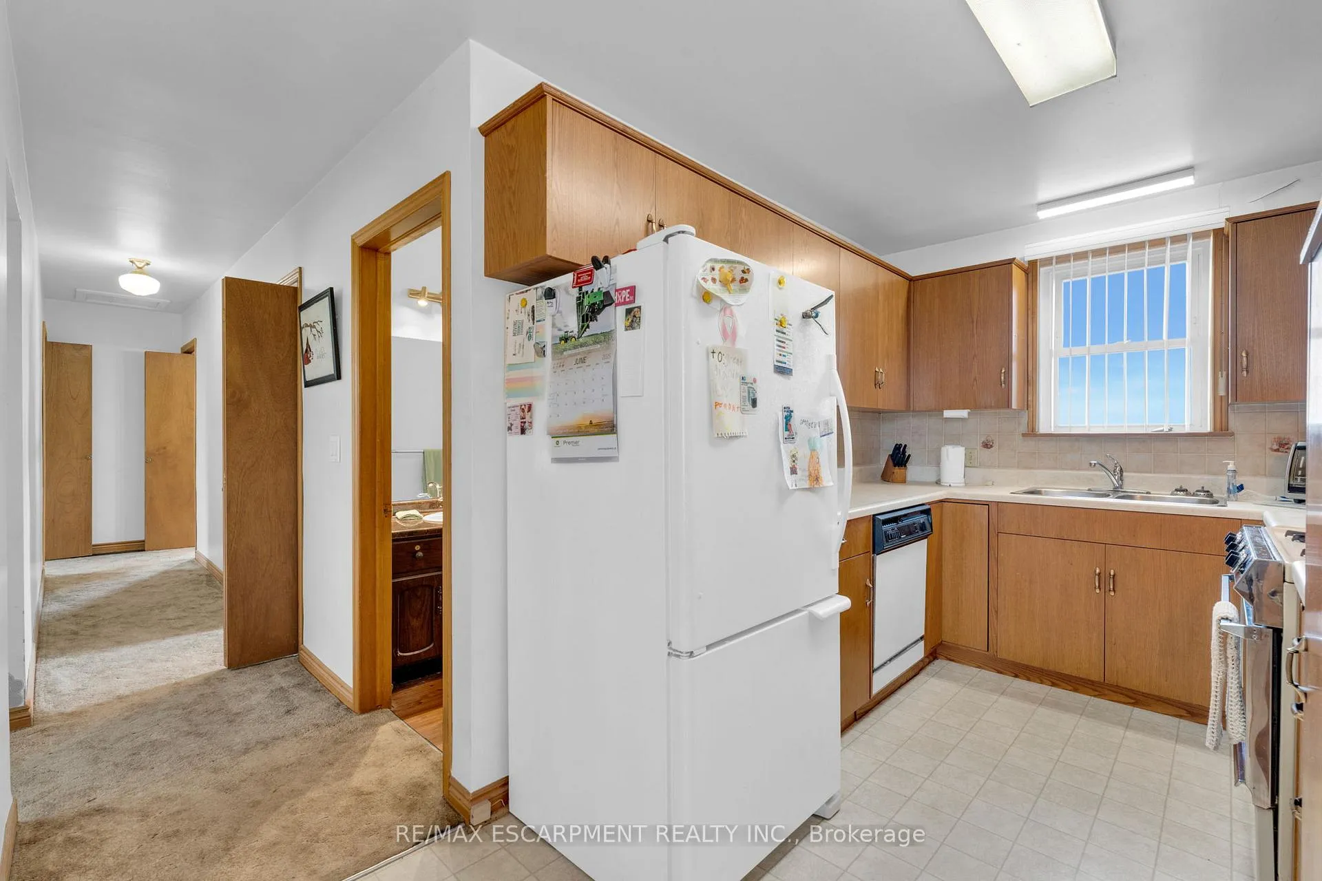 Photo 15 of 2986 Grimsby Road, Grimsby, Grimsby Escarpment — HOMEH