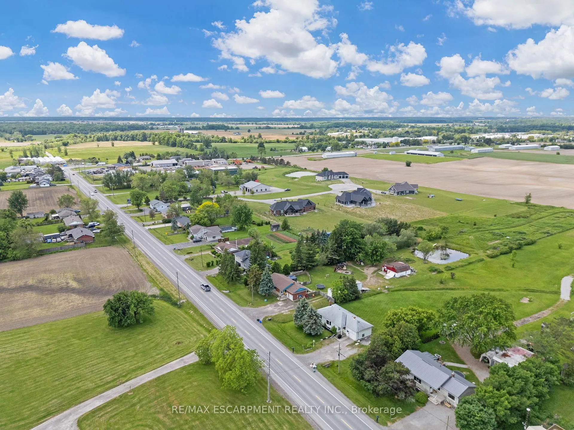 Photo 40 of 2986 Grimsby Road, Grimsby, Grimsby Escarpment — HOMEH