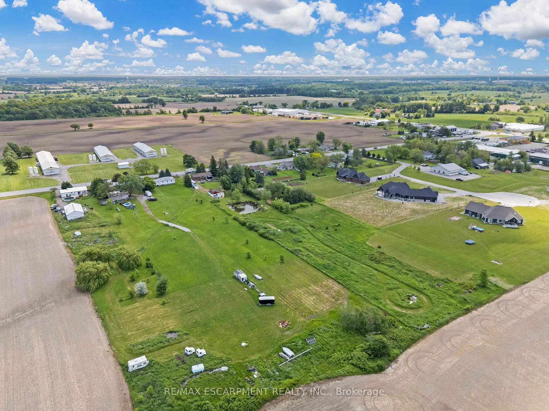 Photo 43 of 2986 Grimsby Road, Grimsby, Grimsby Escarpment — HOMEH
