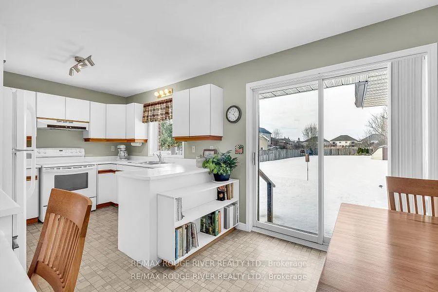 Photo 16 of 450 King Street E, Cobourg — HOMEH