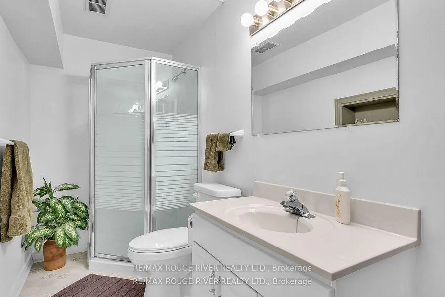 Photo 33 of 450 King Street E, Cobourg — HOMEH