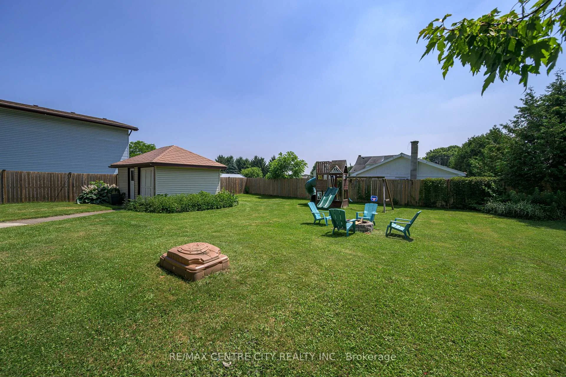 Photo 13 of 2441 Hamilton Road, Thames Centre, Nilestown — HOMEH