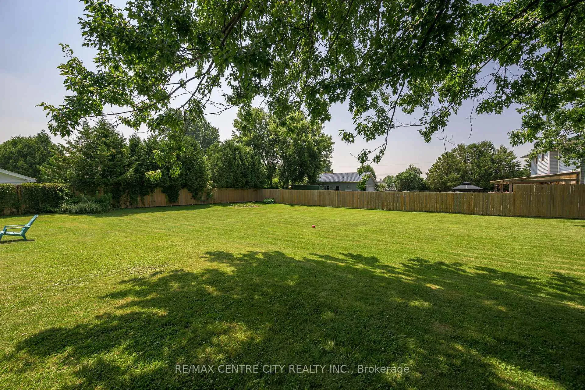 Photo 16 of 2441 Hamilton Road, Thames Centre, Nilestown — HOMEH