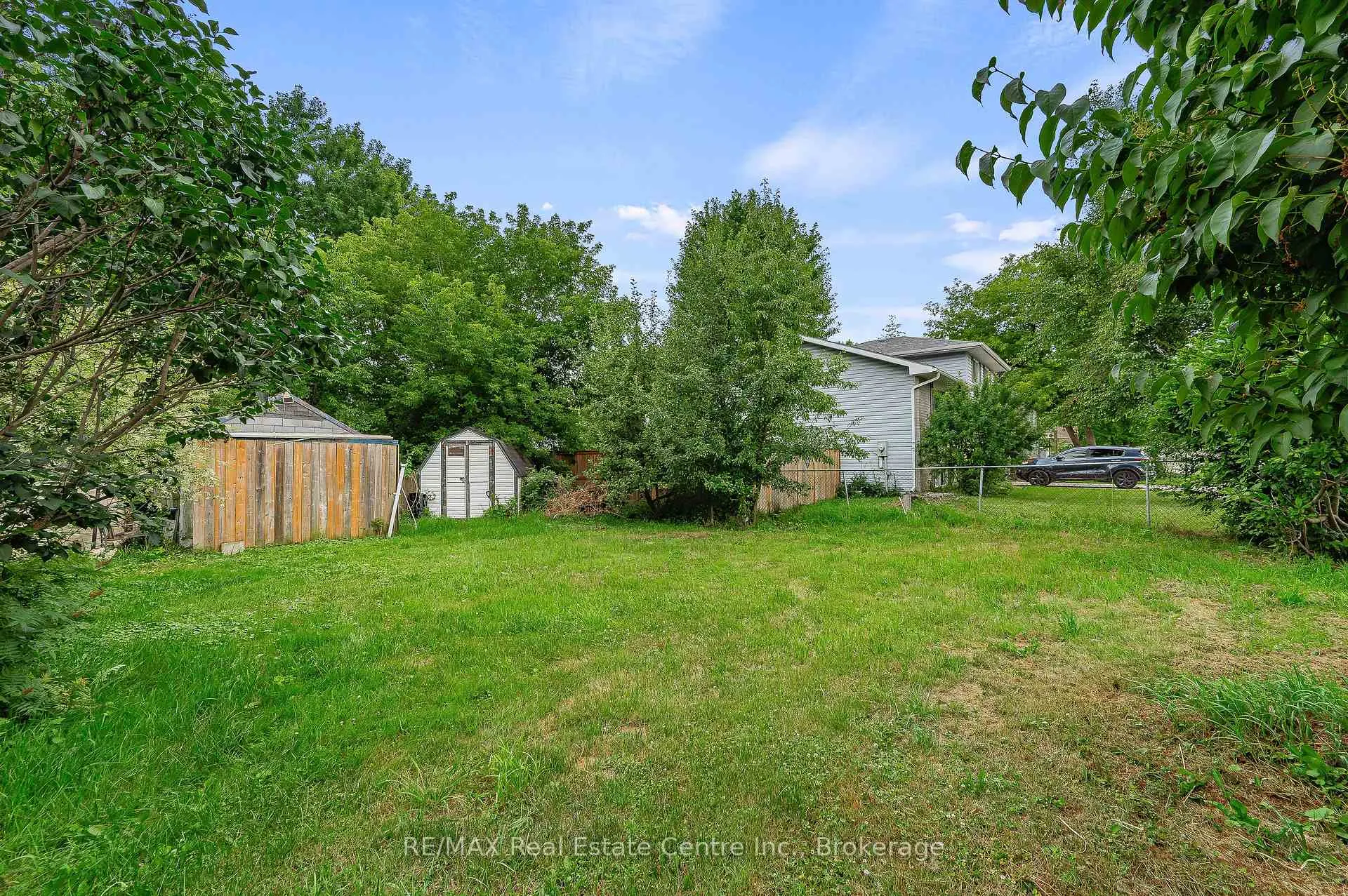 Photo 18 of 585 Richmond Avenue N, North Perth, Listowel — HOMEH