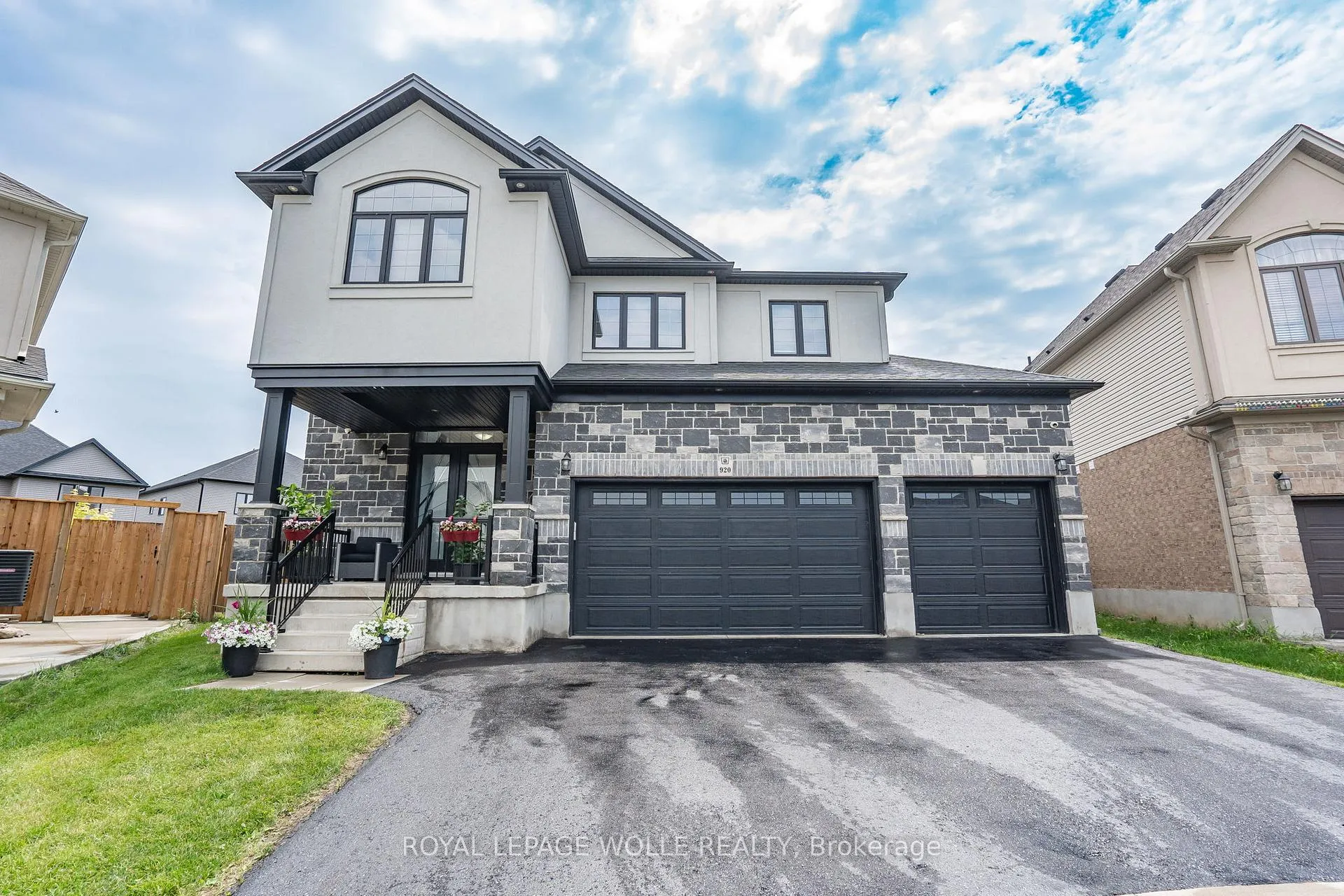 Photo 1 of 920 River Ridge Court, Kitchener — HOMEH