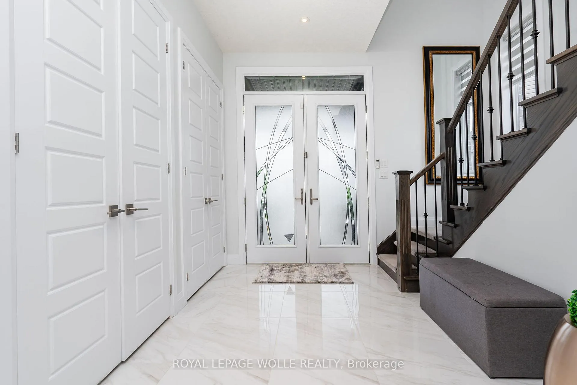 Photo 5 of 920 River Ridge Court, Kitchener — HOMEH