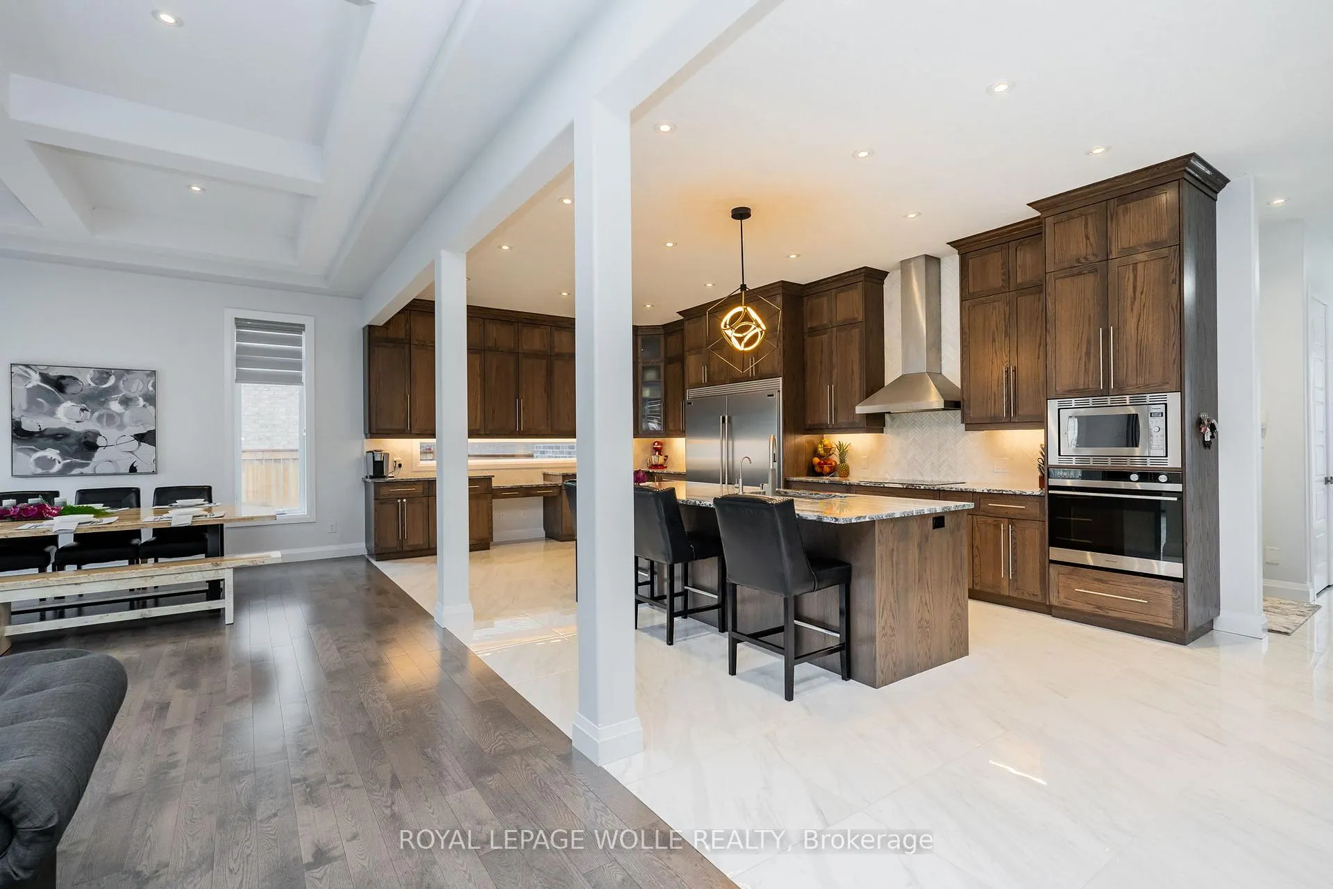 Photo 7 of 920 River Ridge Court, Kitchener — HOMEH