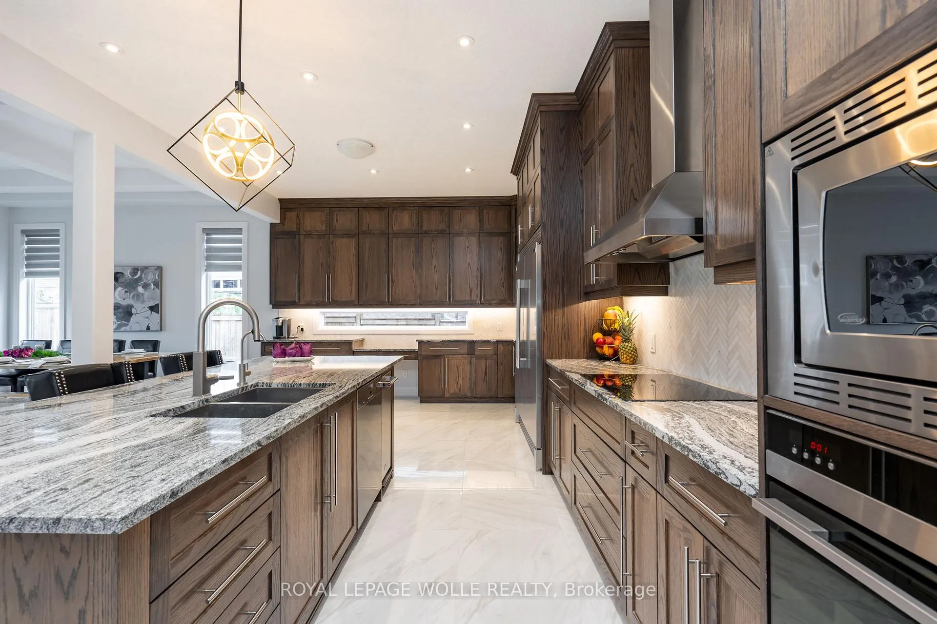 Photo 14 of 920 River Ridge Court, Kitchener — HOMEH