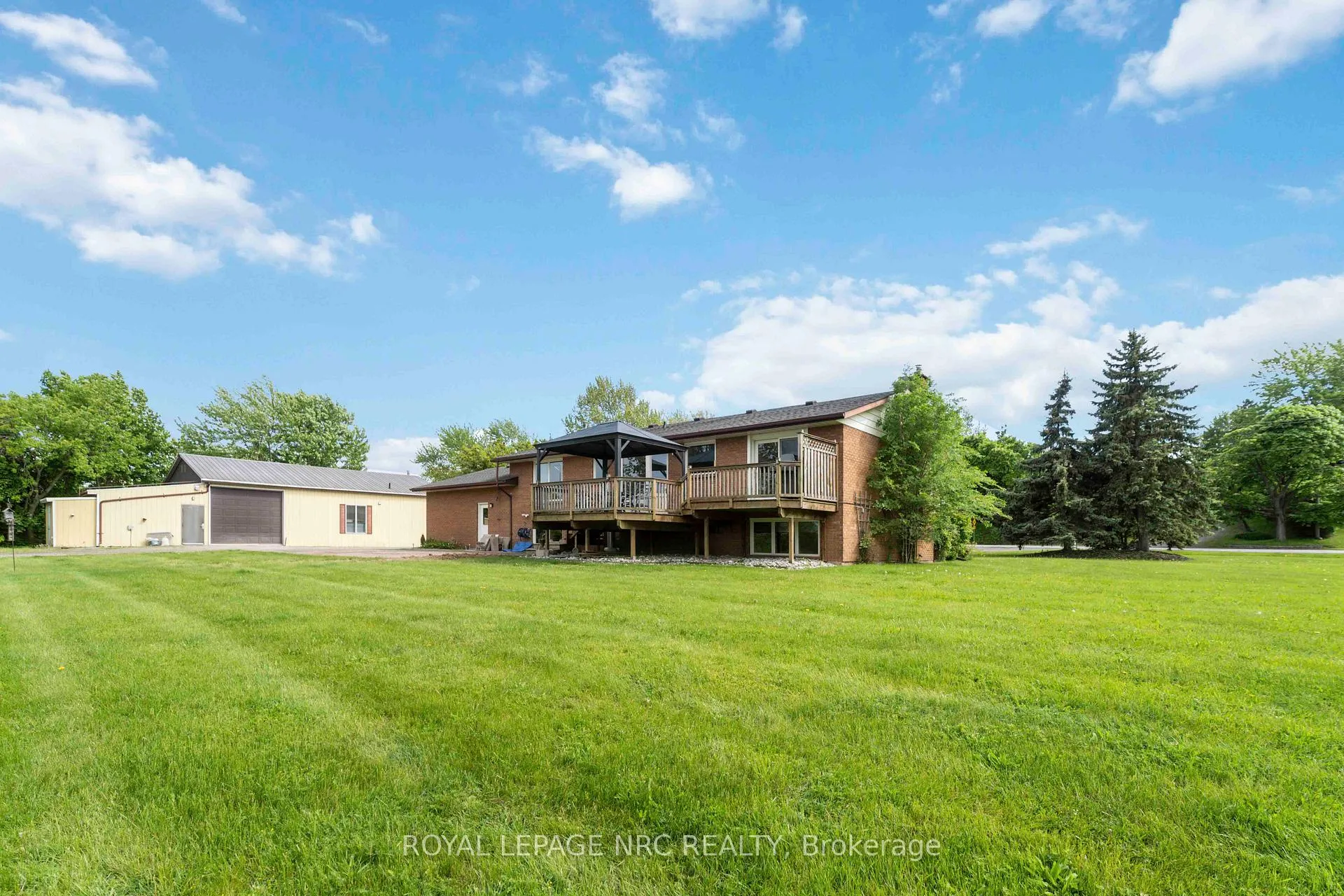 Photo 8 of 5329 King Street, Lincoln, Beamsville — HOMEH