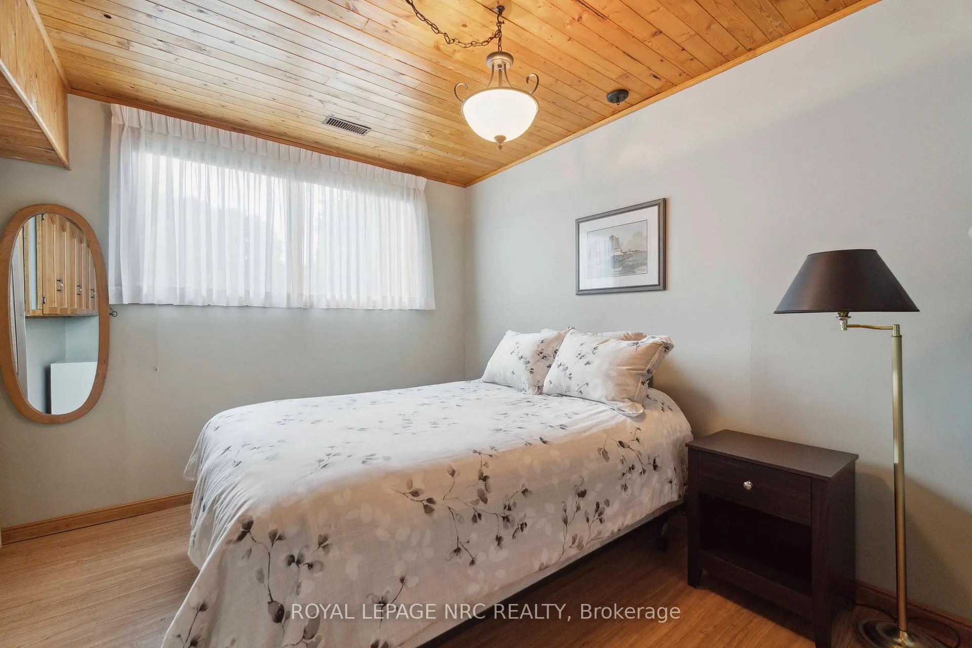 Photo 20 of 5329 King Street, Lincoln, Beamsville — HOMEH