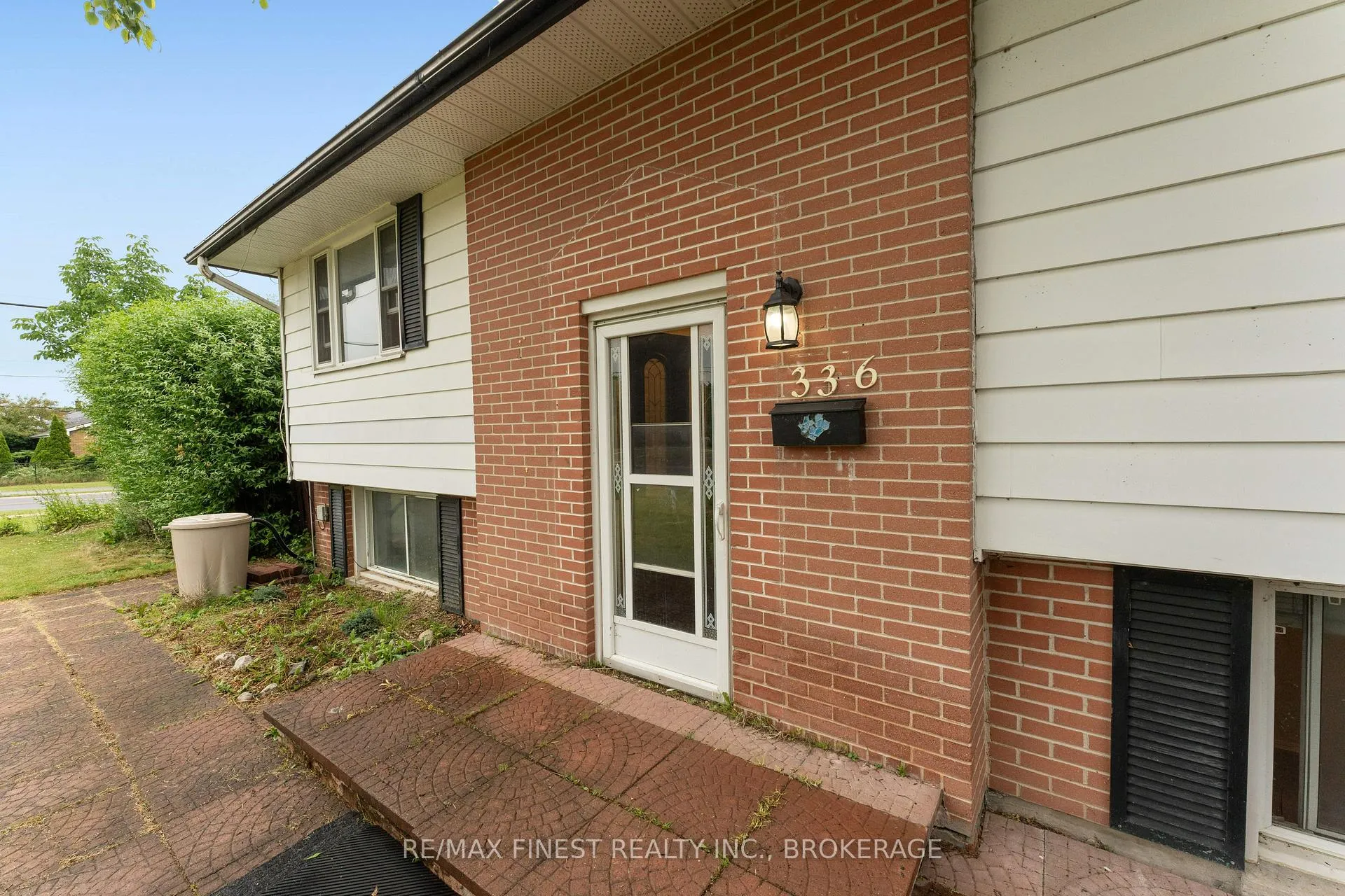 Photo 3 of 336 Meadowcrest Road, Kingston, City Southwest — HOMEH