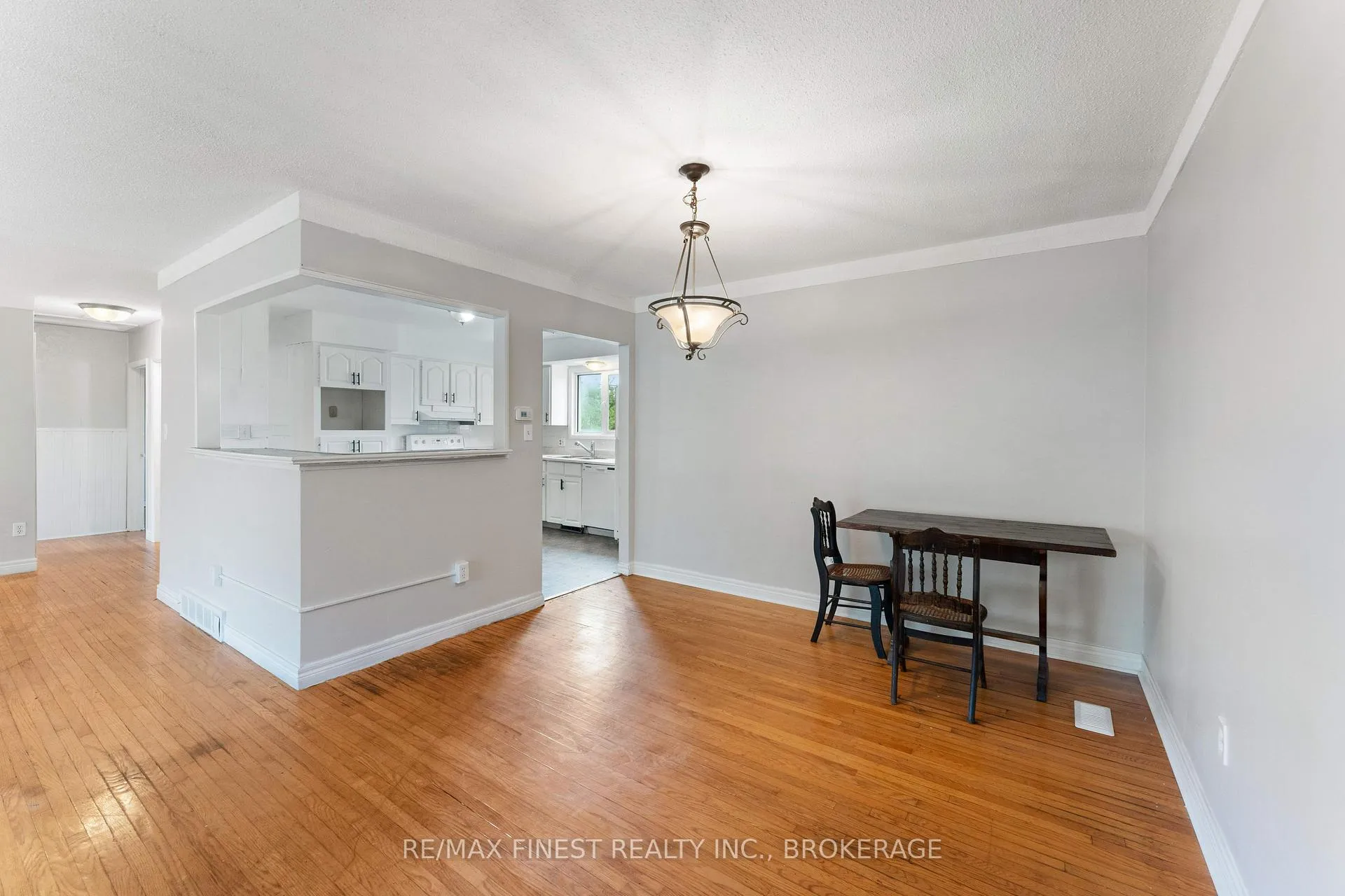 Photo 7 of 336 Meadowcrest Road, Kingston, City Southwest — HOMEH