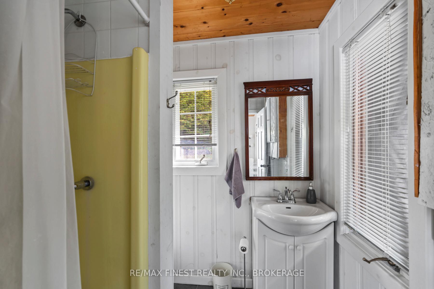 Photo 23 of 1018 Leadbeater Lane, Frontenac, Frontenac South — HOMEH
