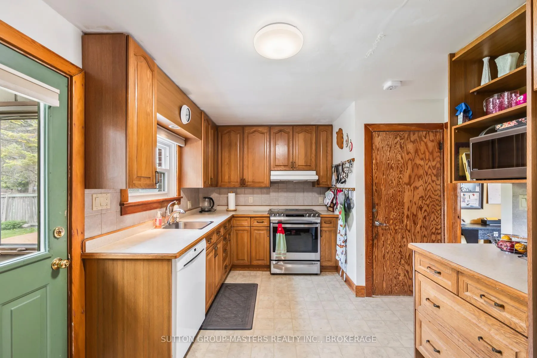 Photo 13 of 284 Helen Street, Kingston, Central City East — HOMEH