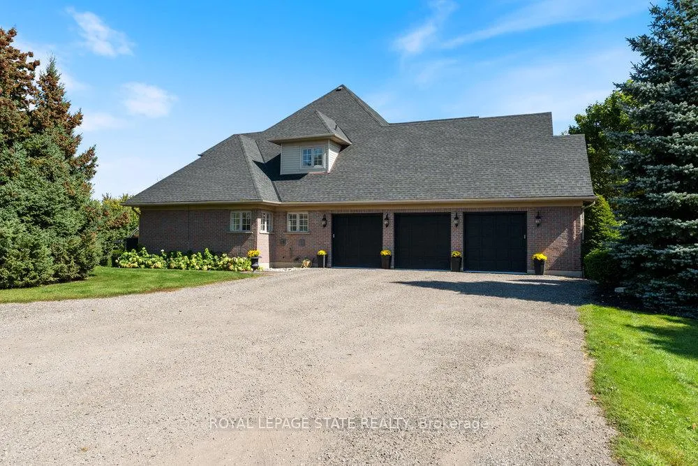 Photo 2 of 1467 Book Road W, Hamilton, Ancaster — HOMEH