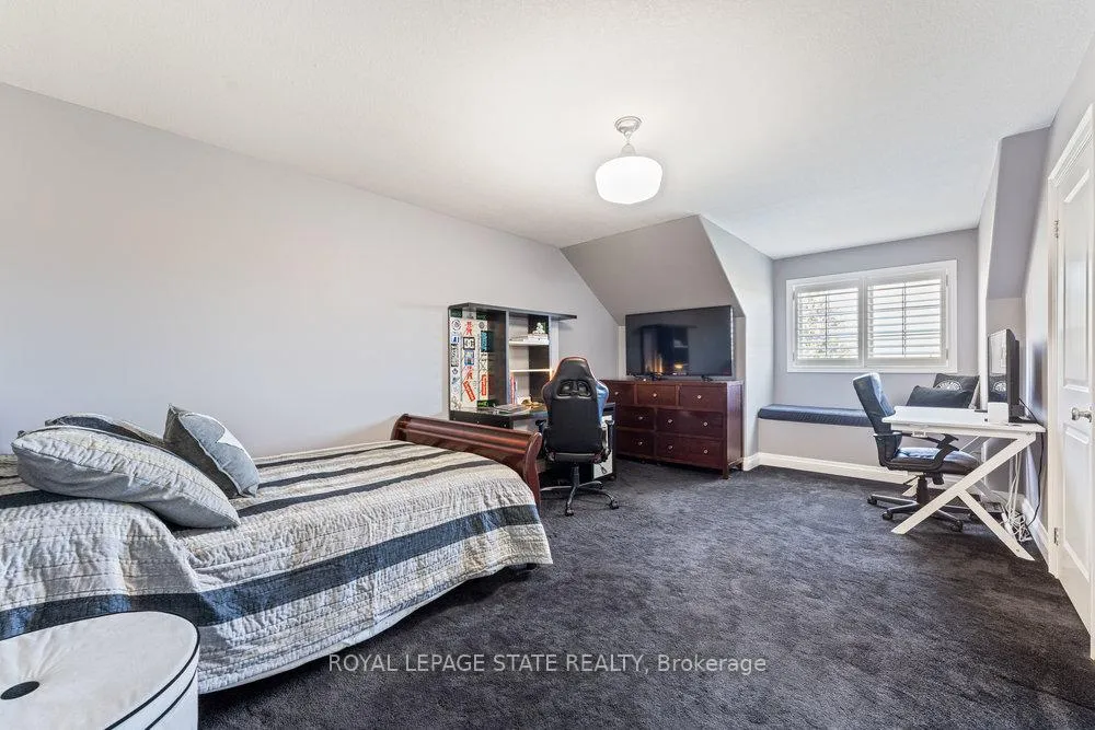 Photo 26 of 1467 Book Road W, Hamilton, Ancaster — HOMEH