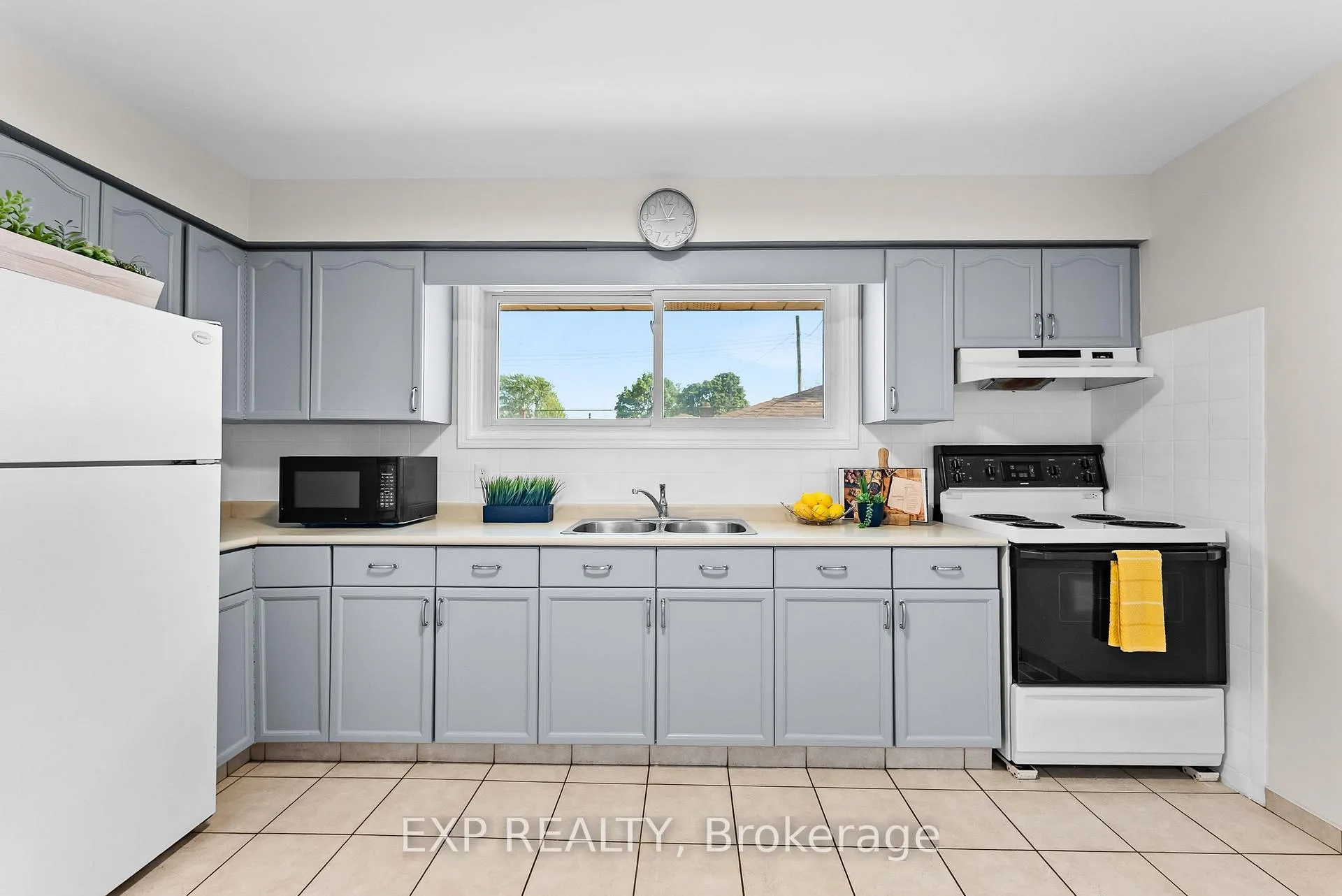 Photo 14 of 119 Ryerson Street, Thorold, Confederation Heights — HOMEH