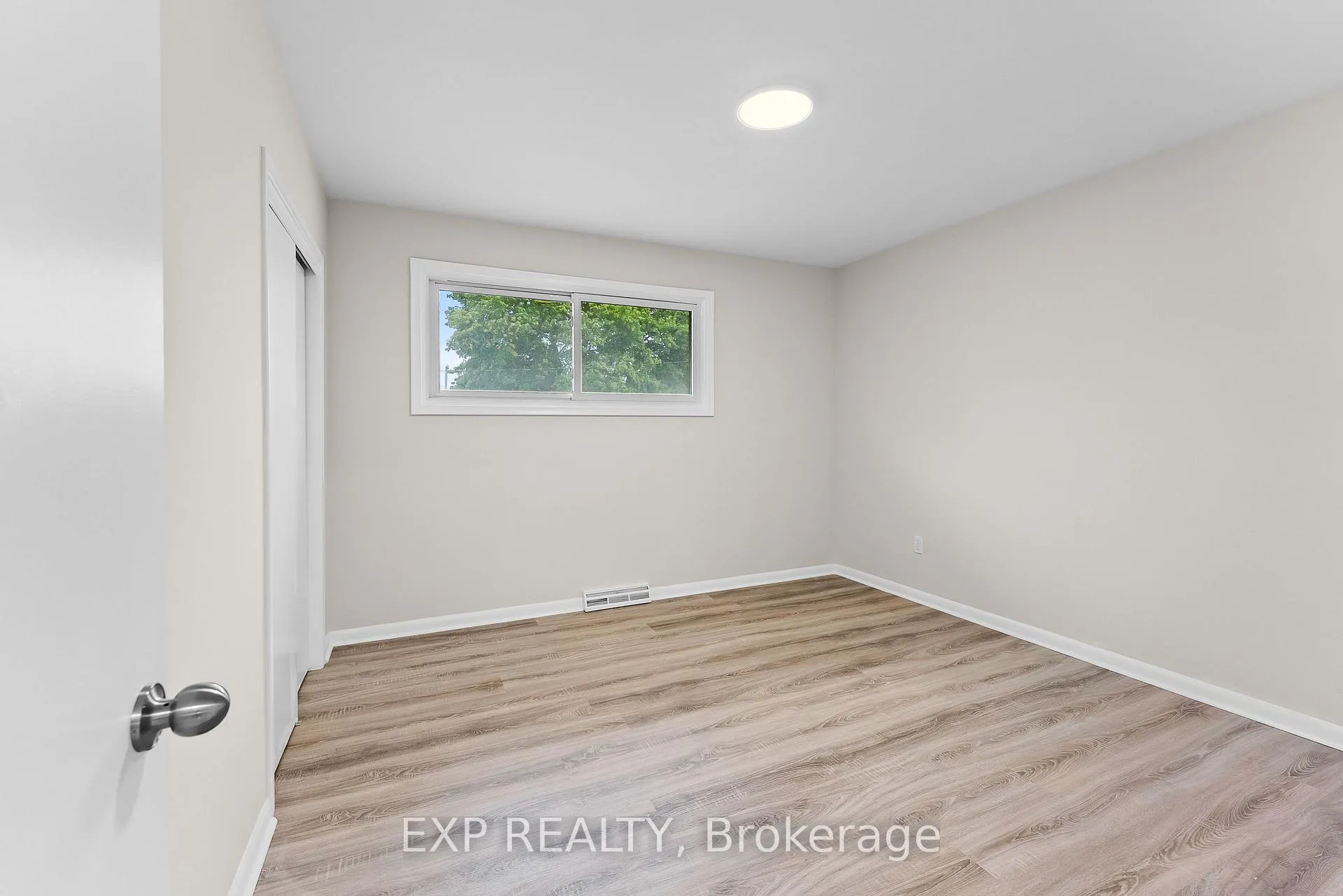 Photo 20 of 119 Ryerson Street, Thorold, Confederation Heights — HOMEH