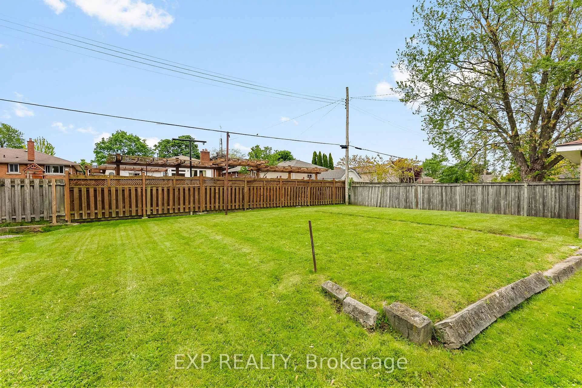 Photo 37 of 119 Ryerson Street, Thorold, Confederation Heights — HOMEH
