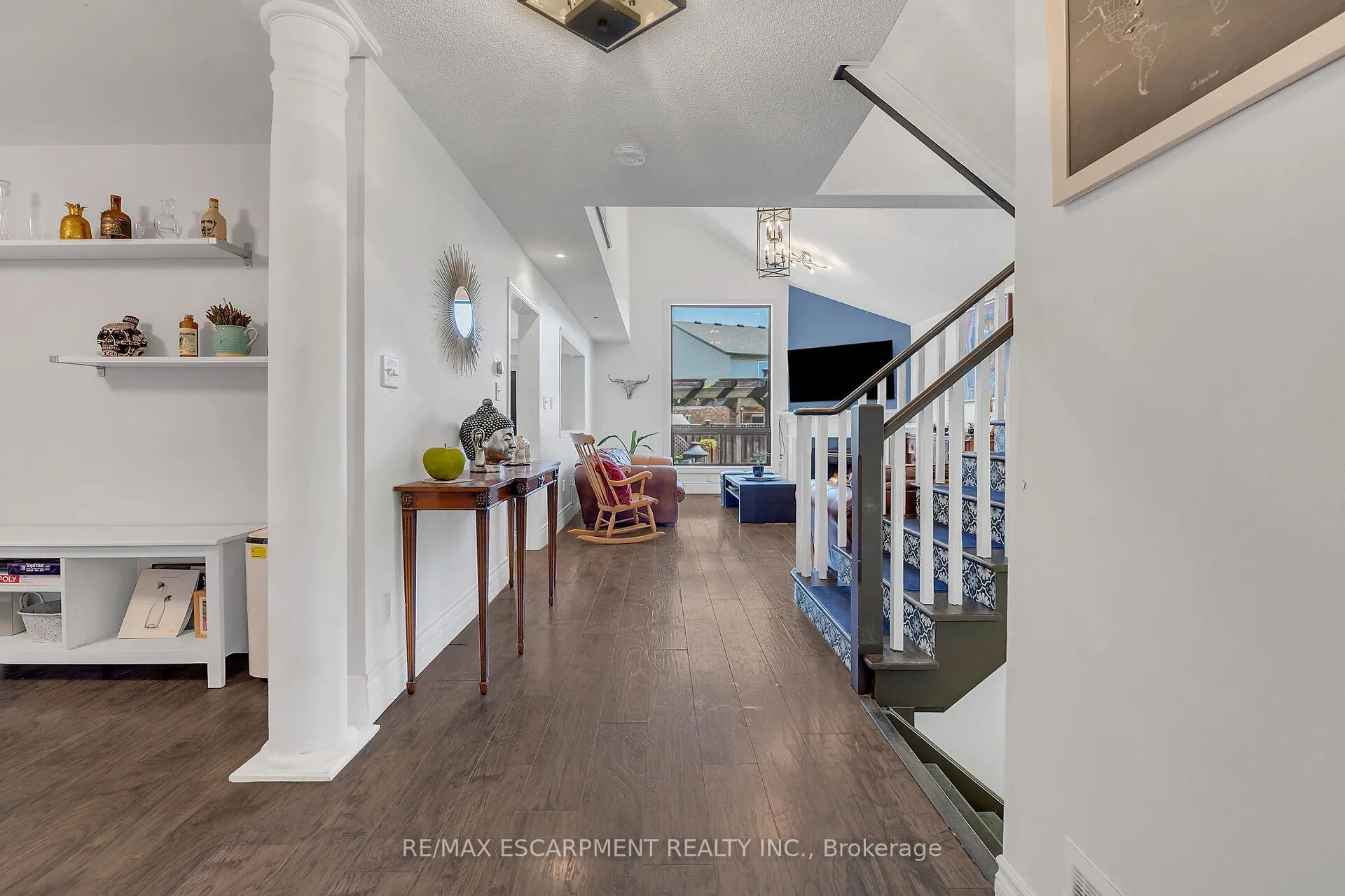 Photo 6 of 239 Hepburn Crescent, Hamilton, Mountview — HOMEH