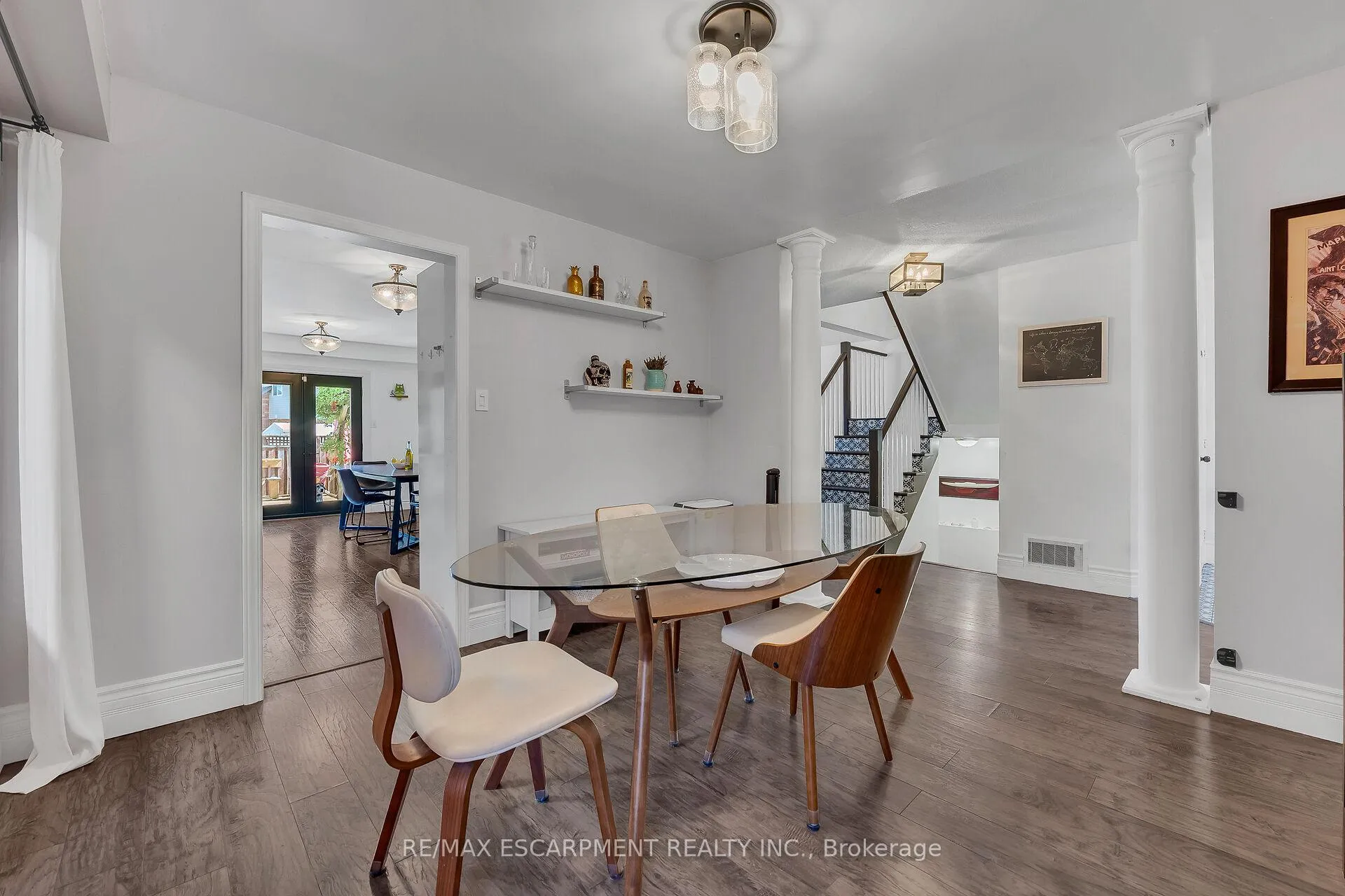 Photo 10 of 239 Hepburn Crescent, Hamilton, Mountview — HOMEH